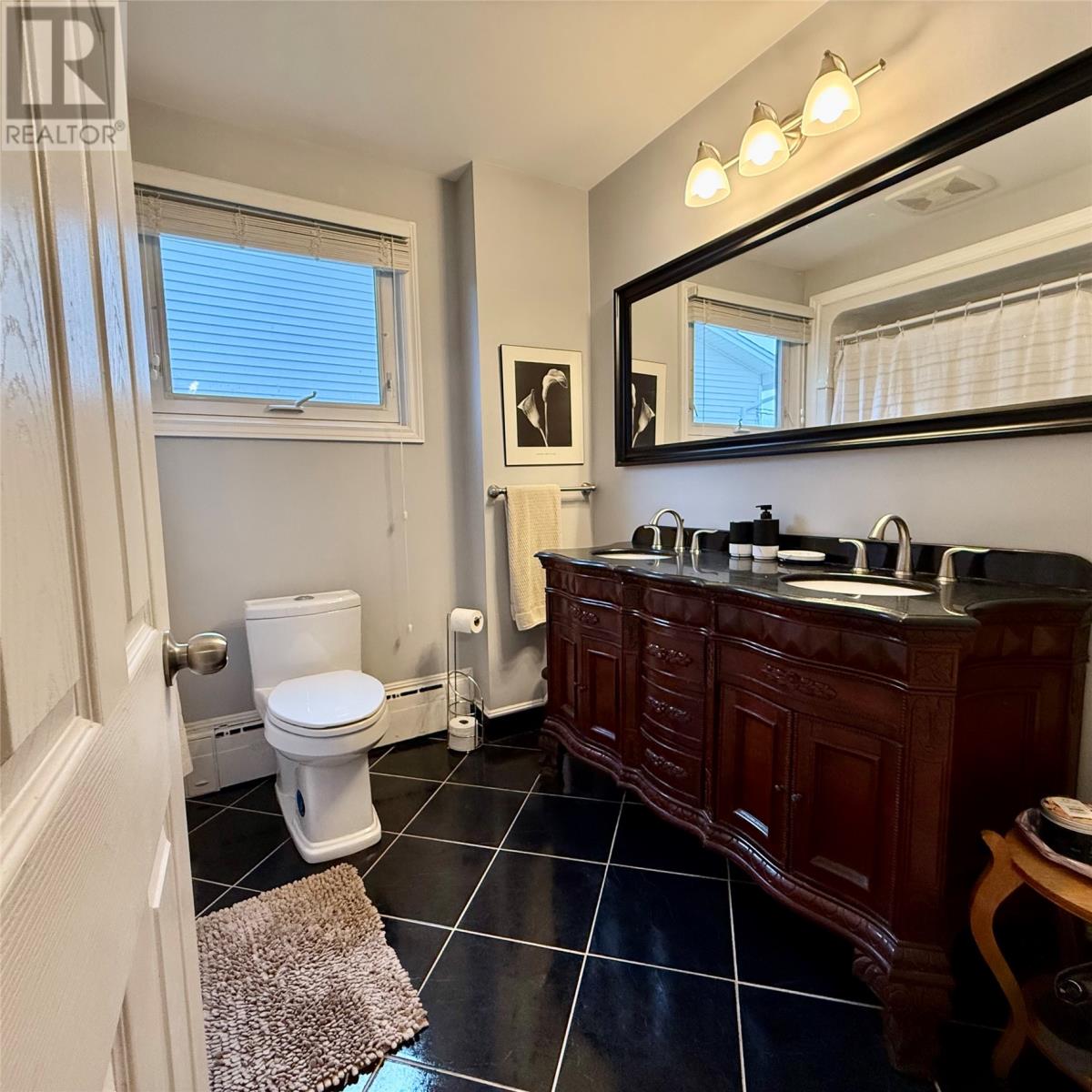 8 Fitzgibbon Street Property Photo 23