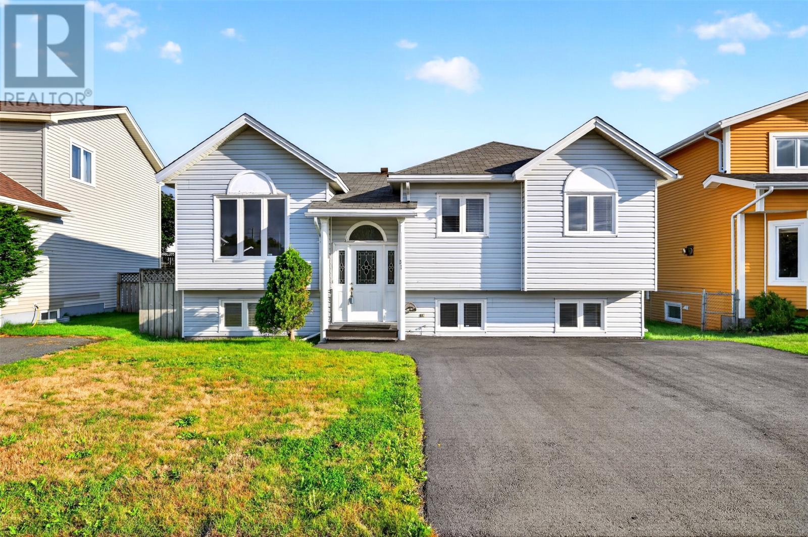 81 Paddy Dobbin Drive Property Photo 1