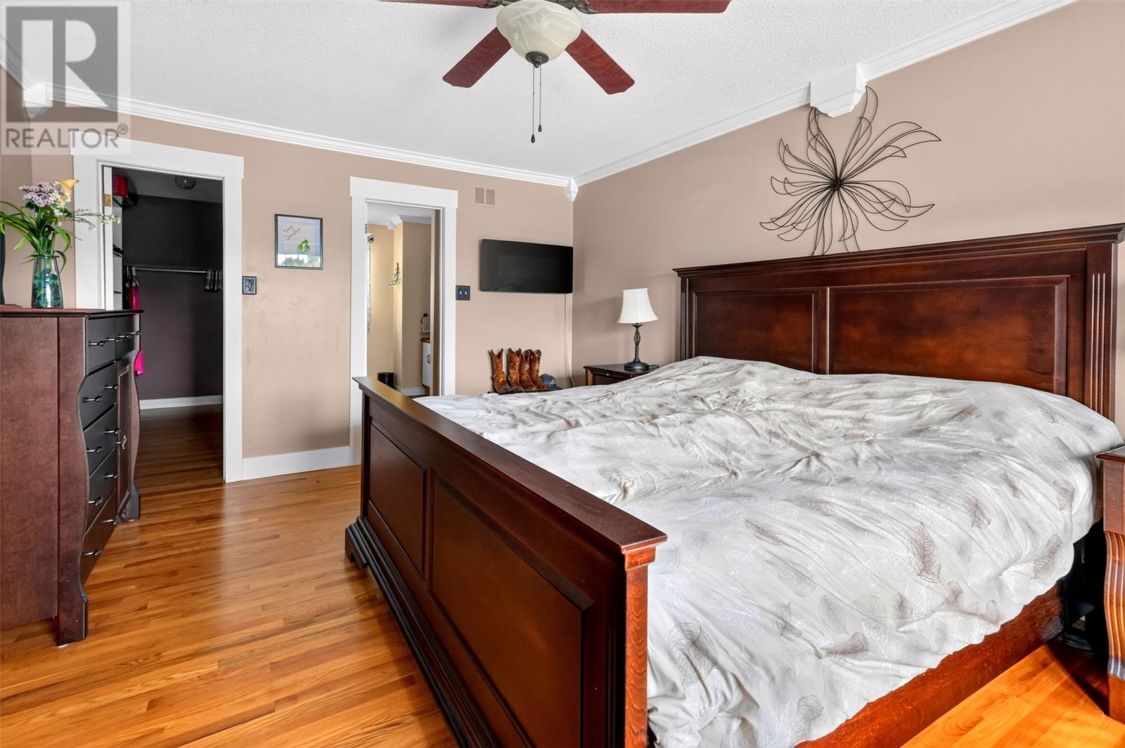 54 Halley Drive Property Photo 30