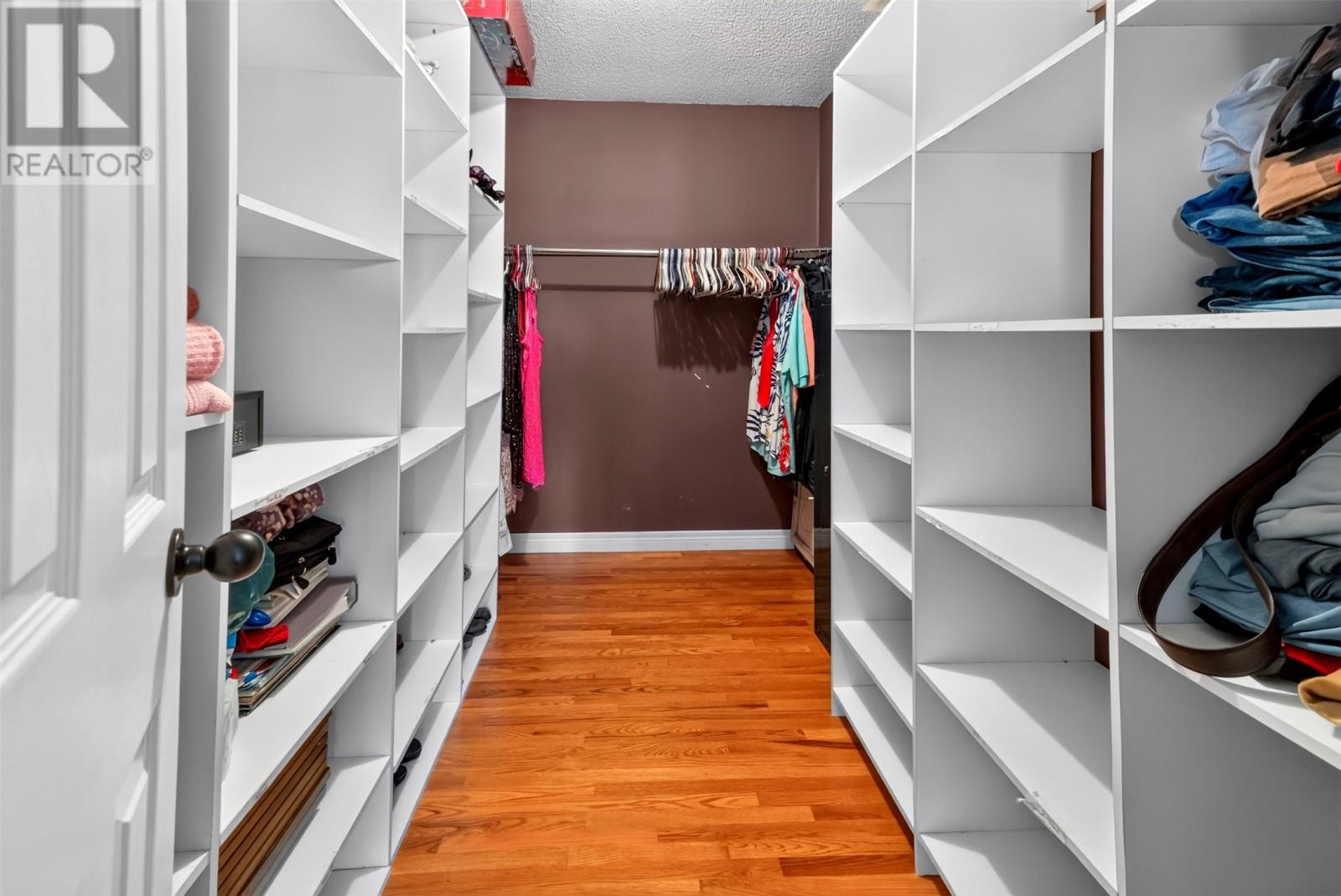 54 Halley Drive Property Photo 33