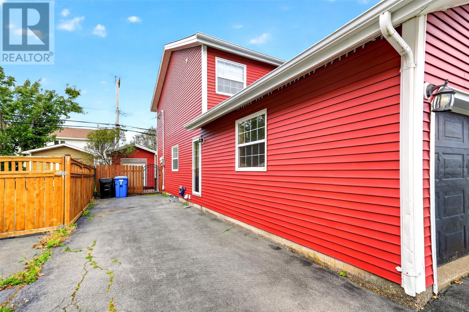 54 Halley Drive Property Photo 41