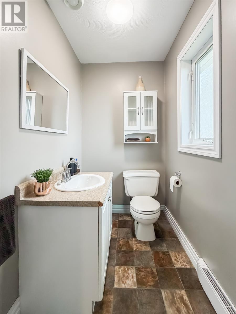 14 Atlantic Street Property Photo 18