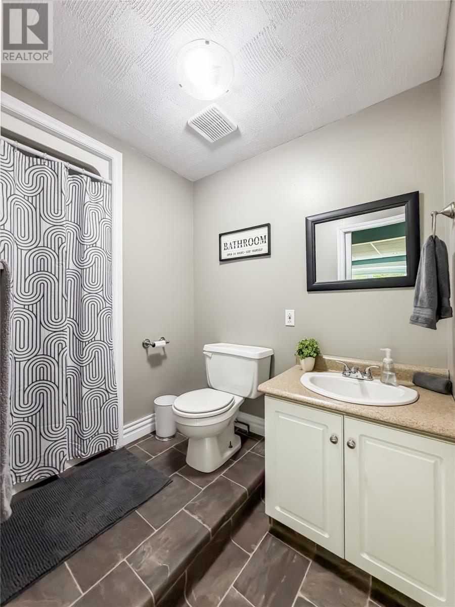 14 Atlantic Street Property Photo 23