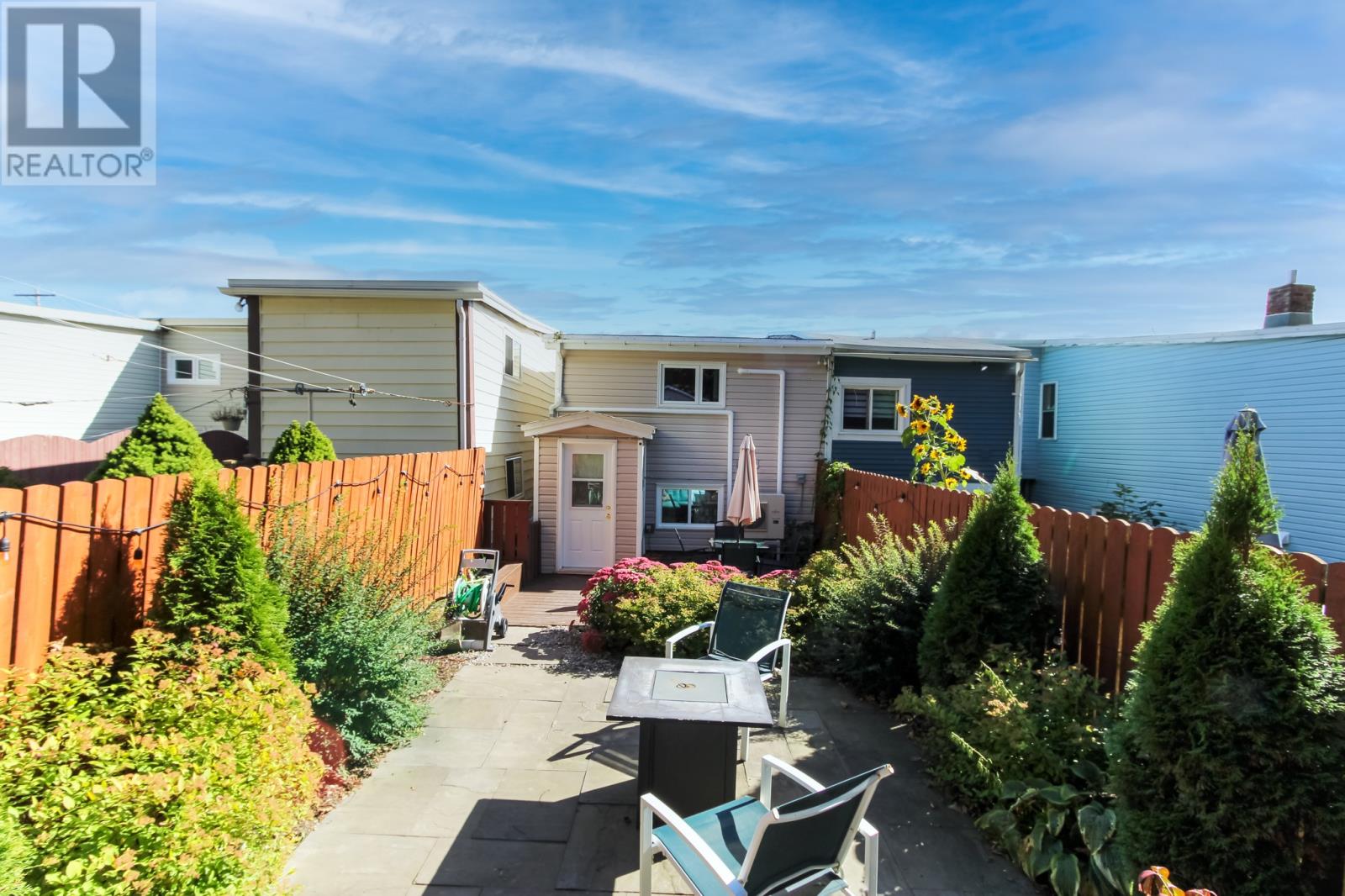 52 Cabot Street Property Photo 19