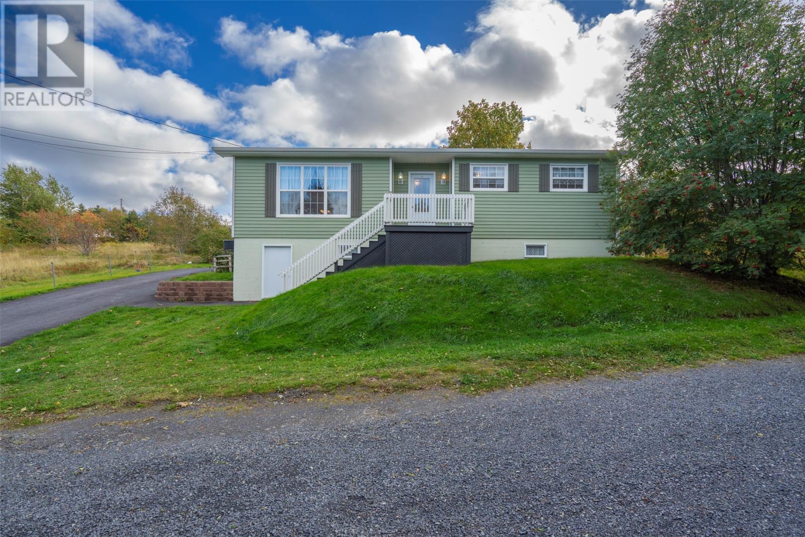 7 Pondside Hill Property Photo 2