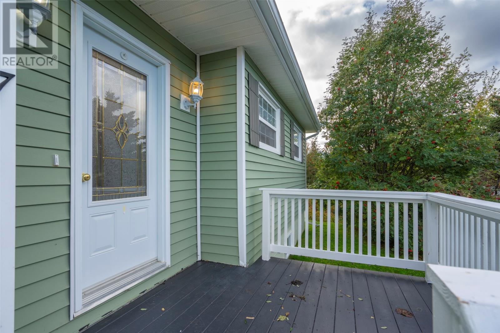7 Pondside Hill Property Photo 5