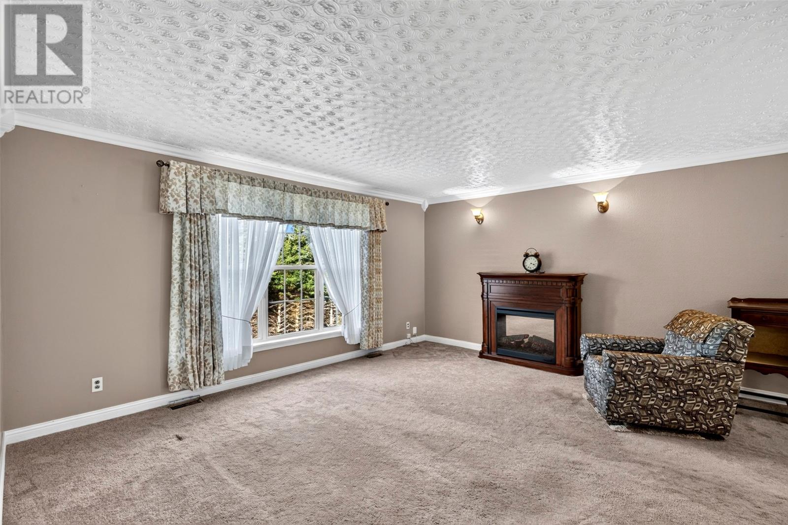 7 Pondside Hill Property Photo 20