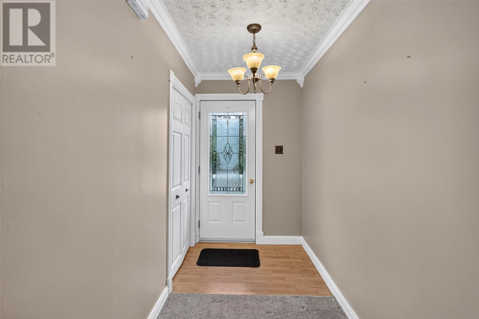 7 Pondside Hill Property Photo 22