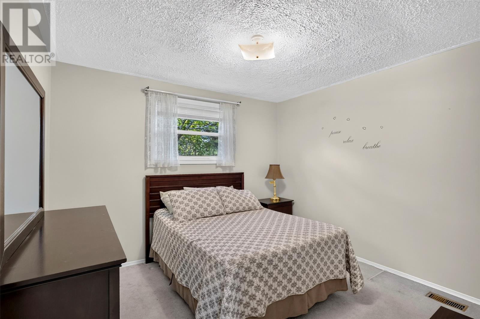 7 Pondside Hill Property Photo 24