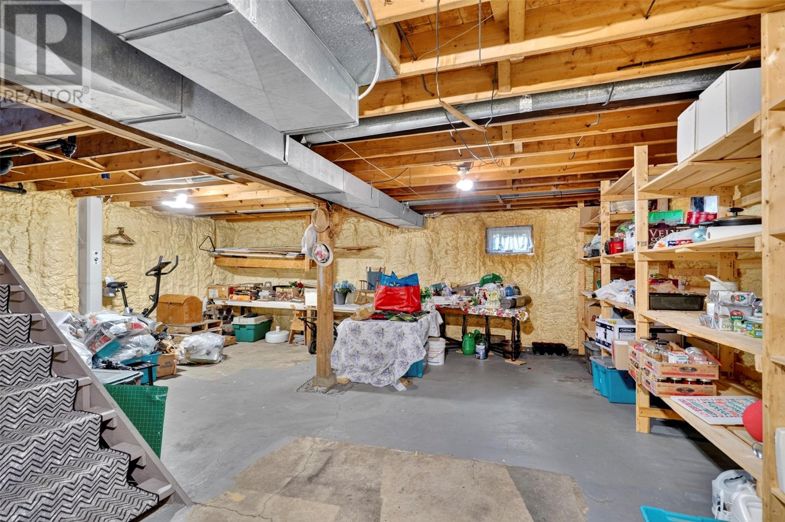 7 Pondside Hill Property Photo 29
