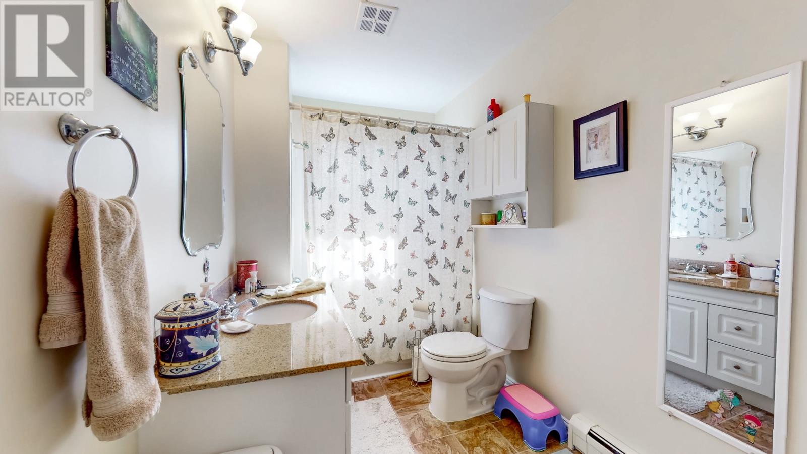 11 Irving Drive Property Photo 14