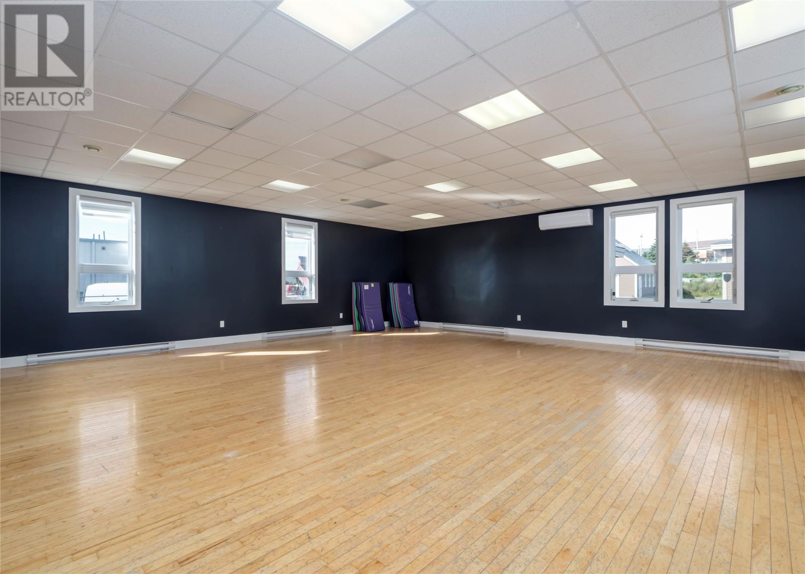 75 Airport Road Property Photo 8