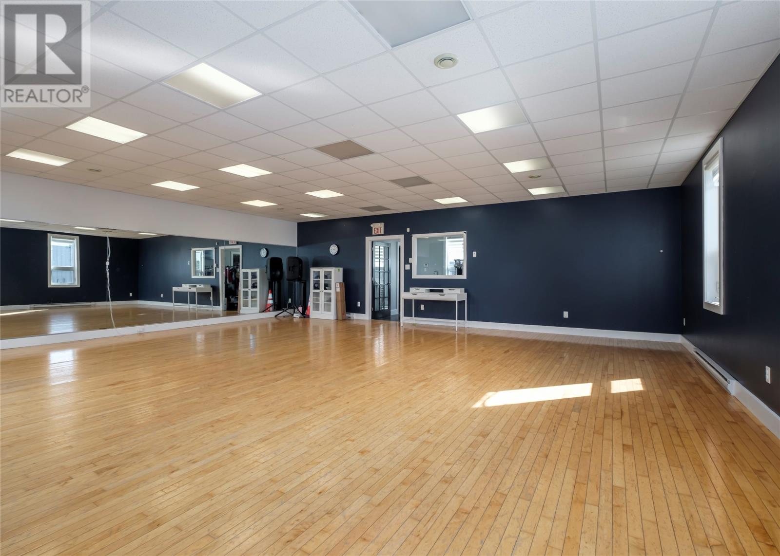 75 Airport Road Property Photo 10