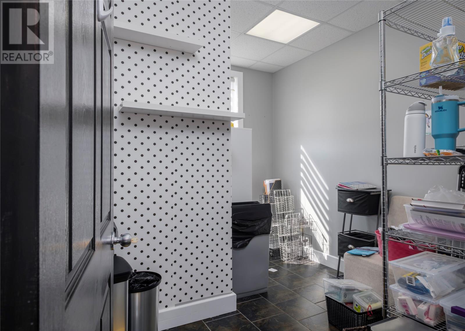 75 Airport Road Property Photo 12