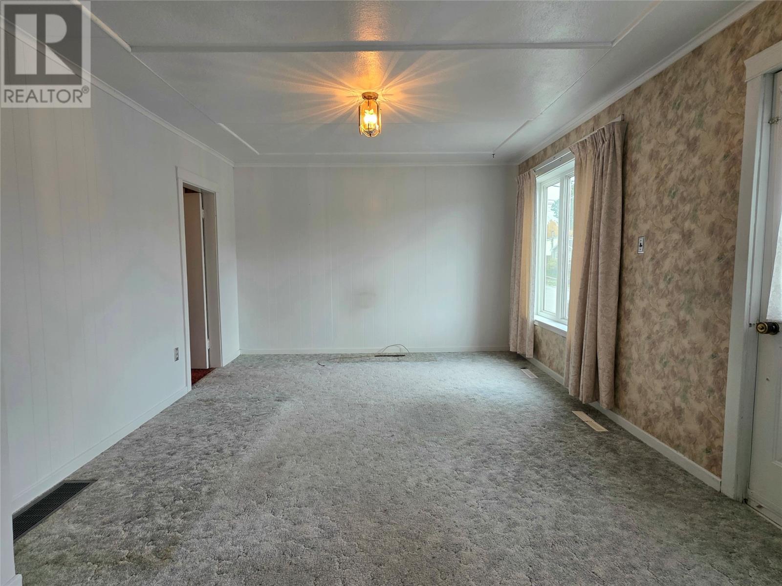 5 Rosedale Street Property Photo 8