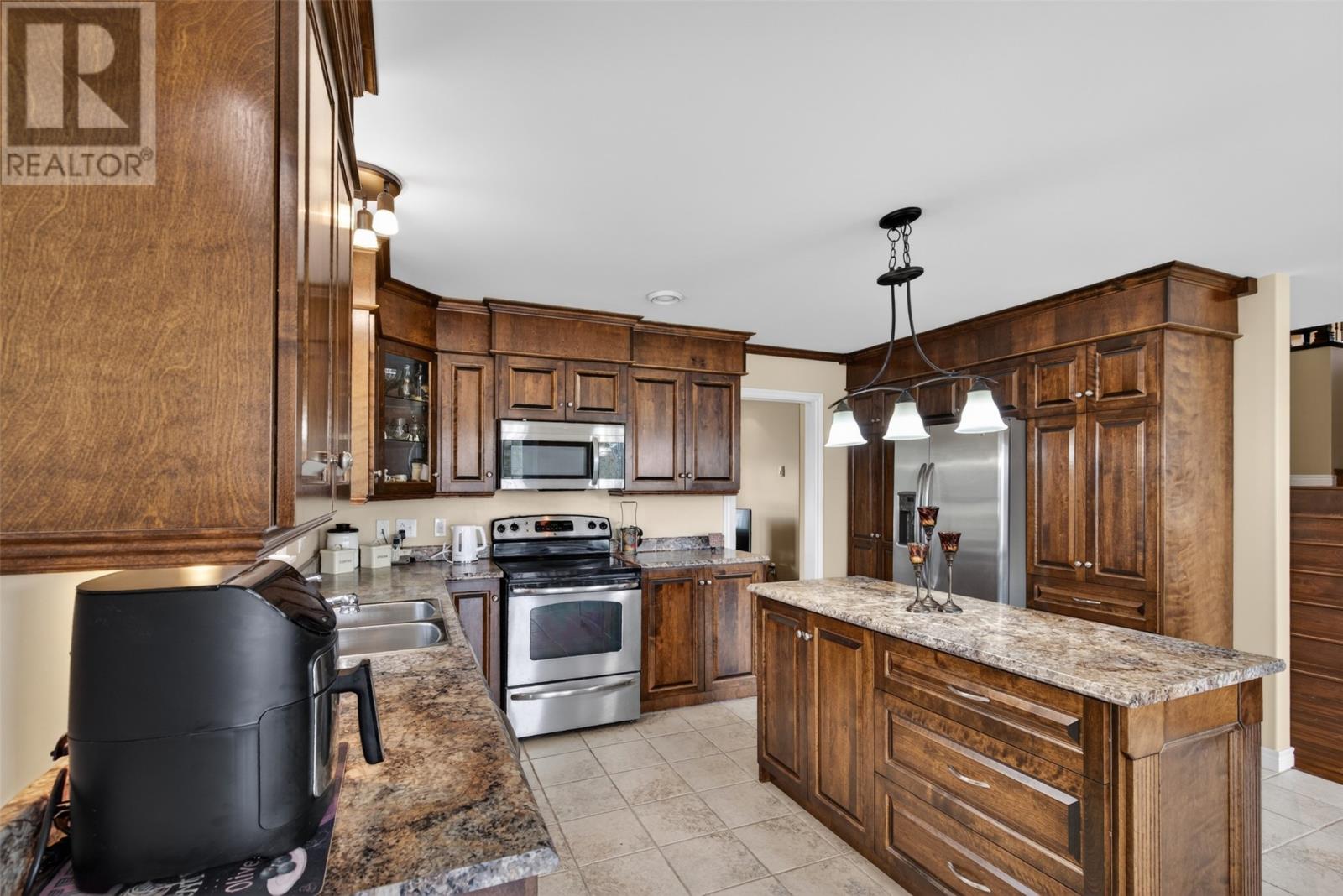 9 Bernice Drive Property Photo 4