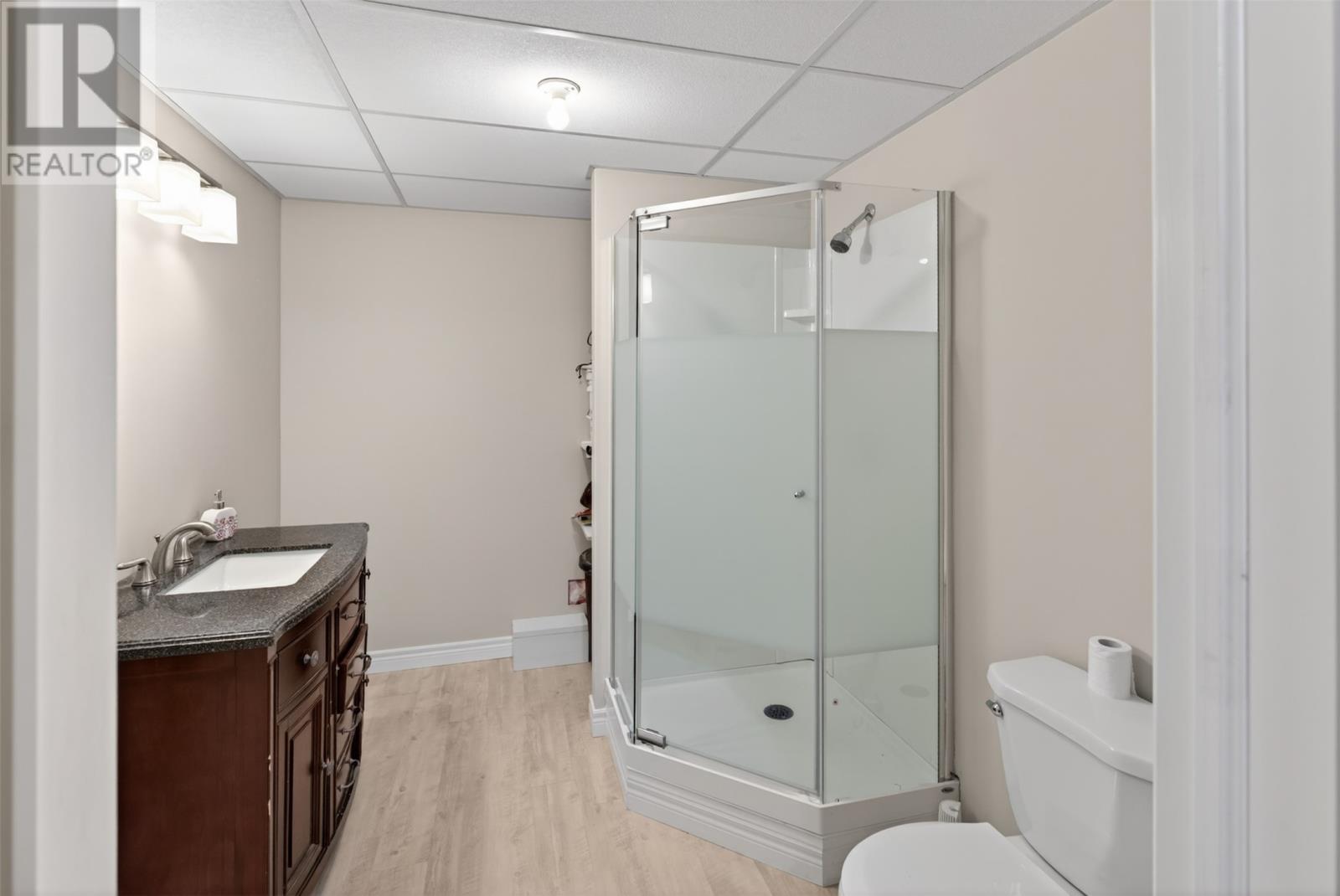 9 Bernice Drive Property Photo 32