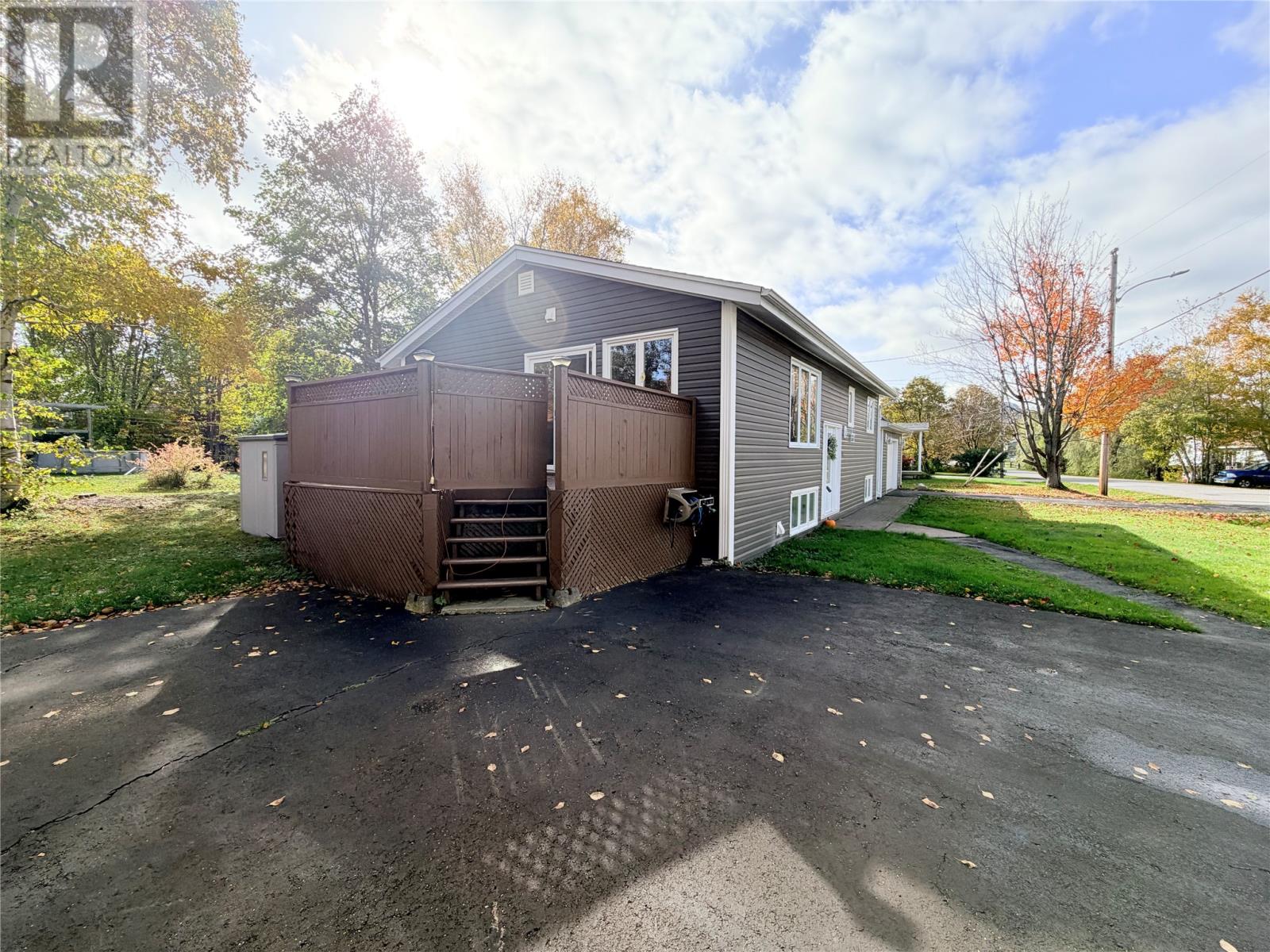 14 Earle Drive Property Photo 2