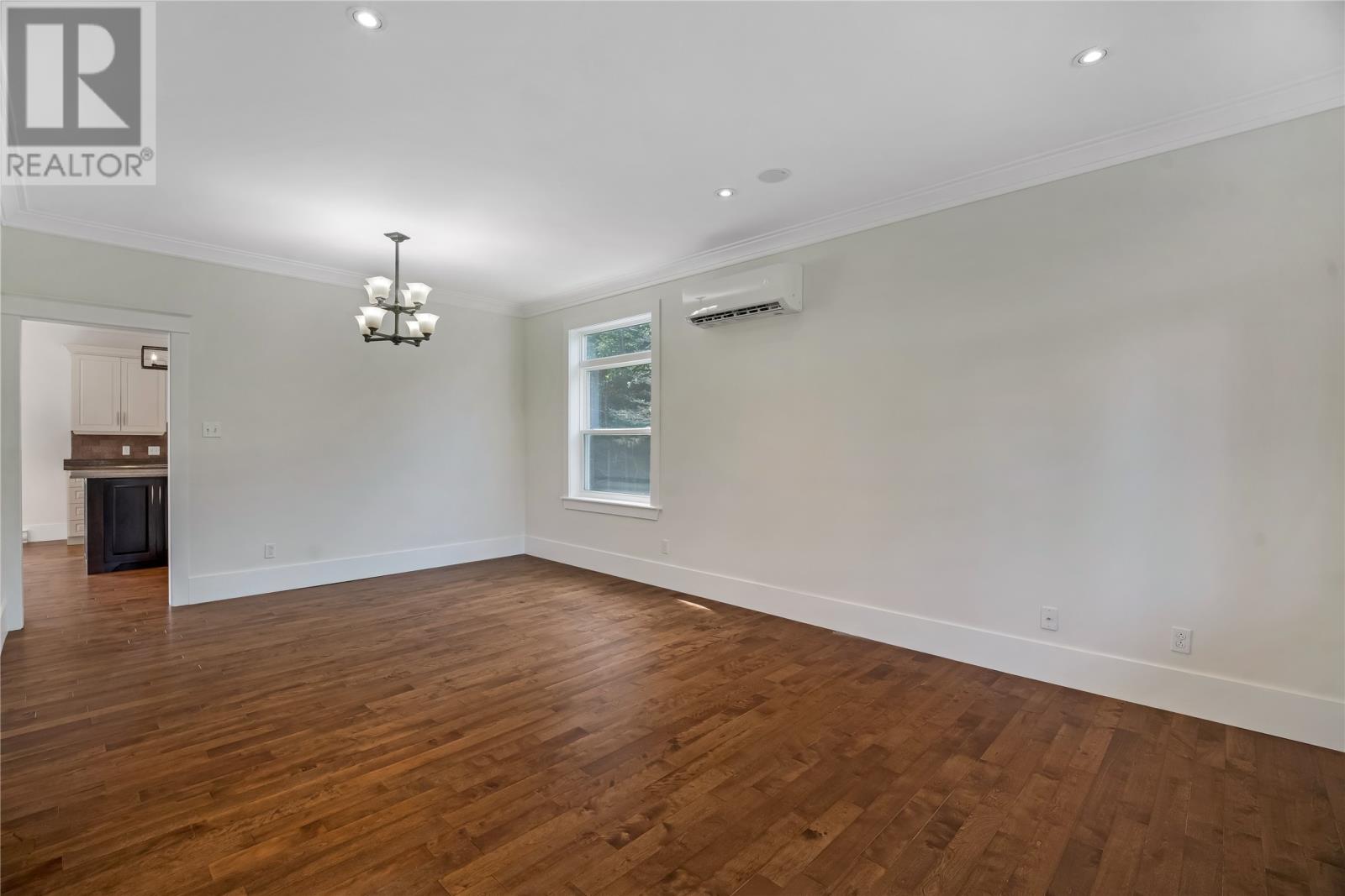 7 Sallesnik Lane Property Photo 11