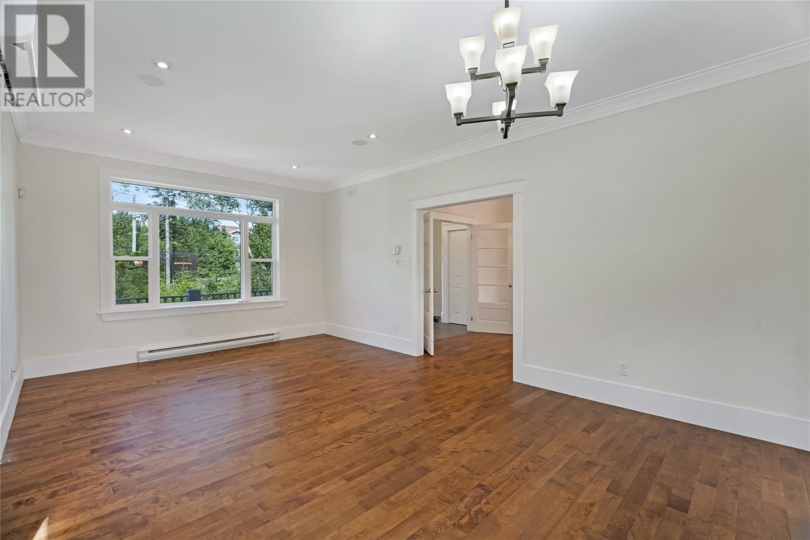 7 Sallesnik Lane Property Photo 12