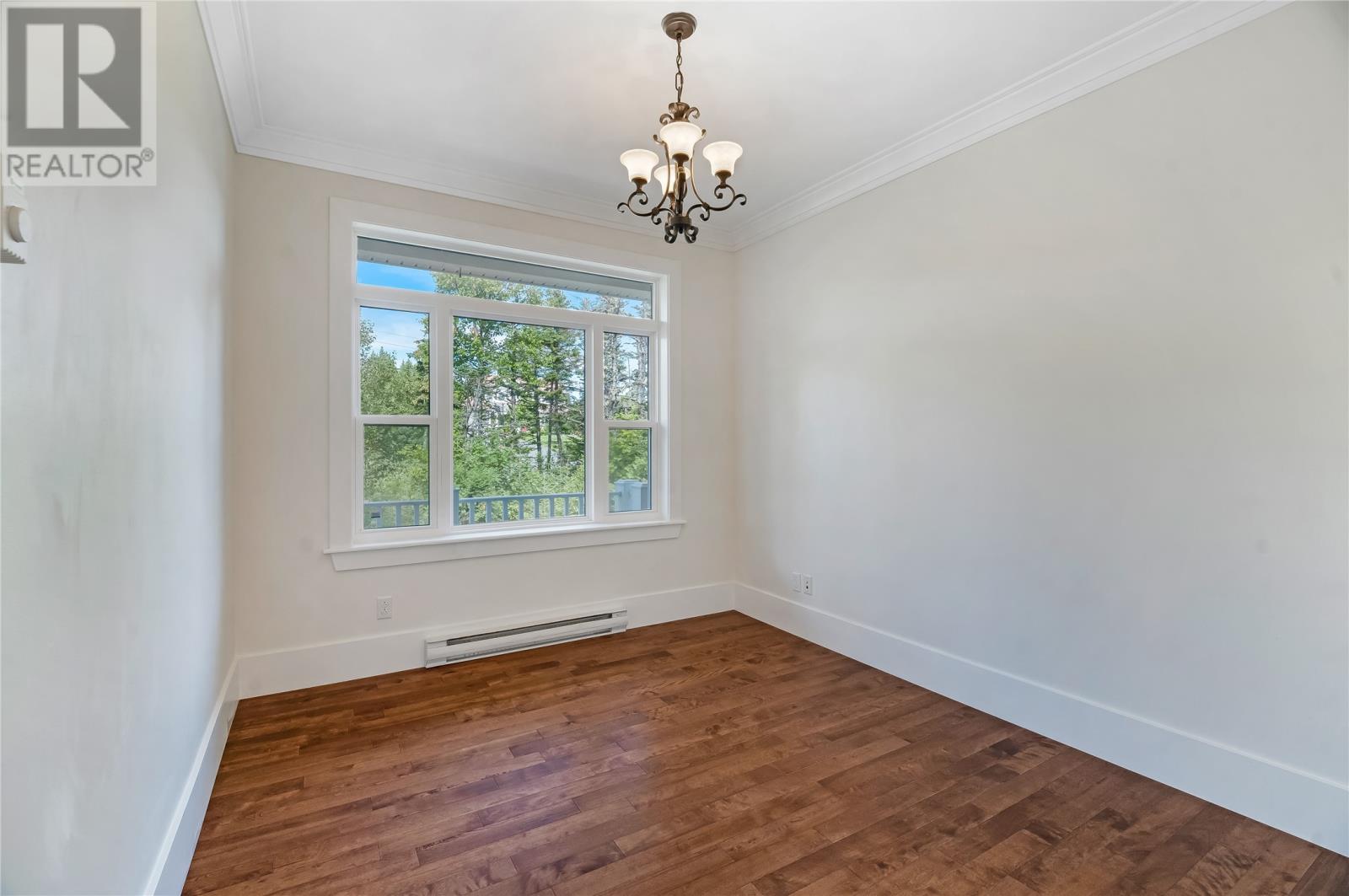 7 Sallesnik Lane Property Photo 13
