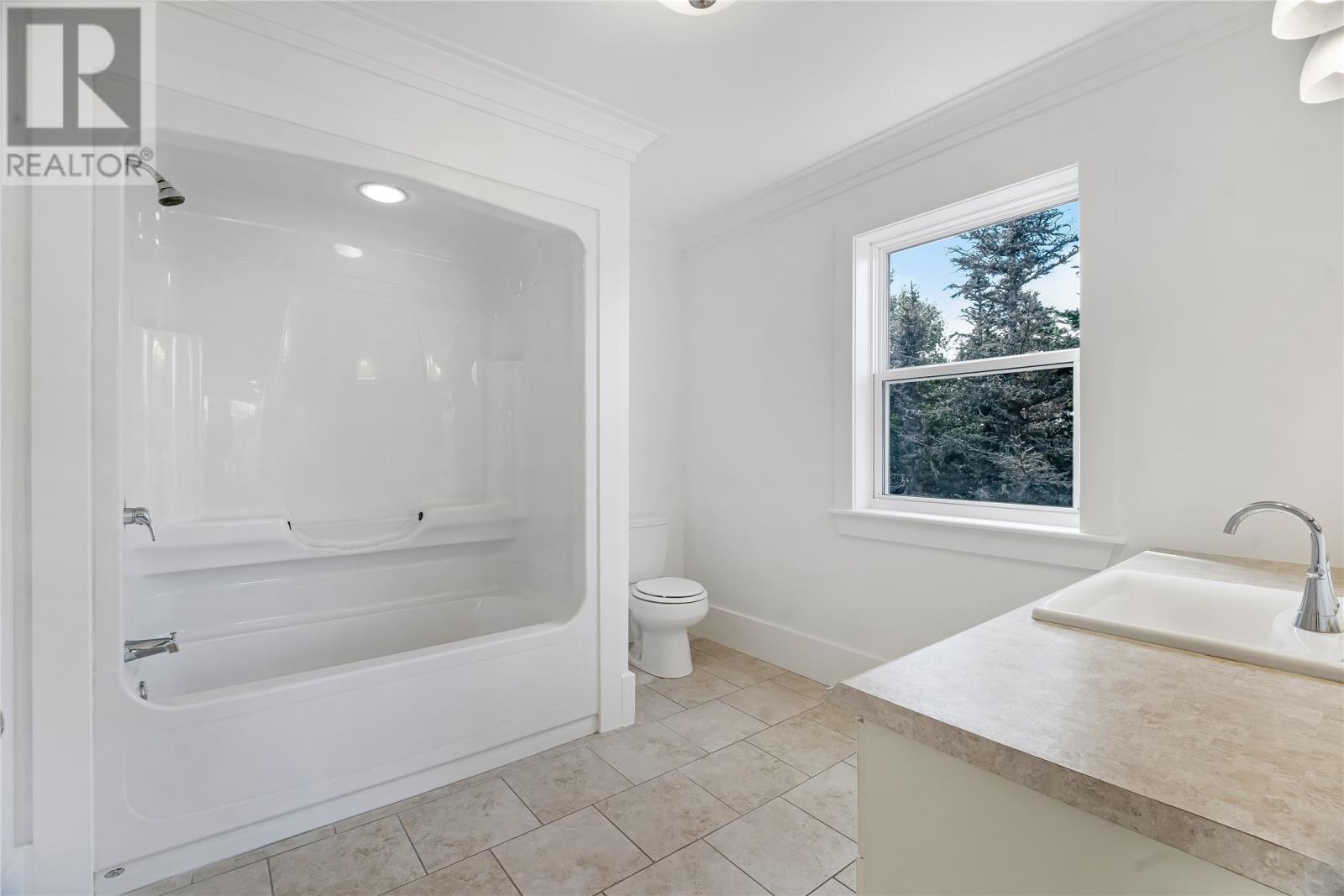 7 Sallesnik Lane Property Photo 20