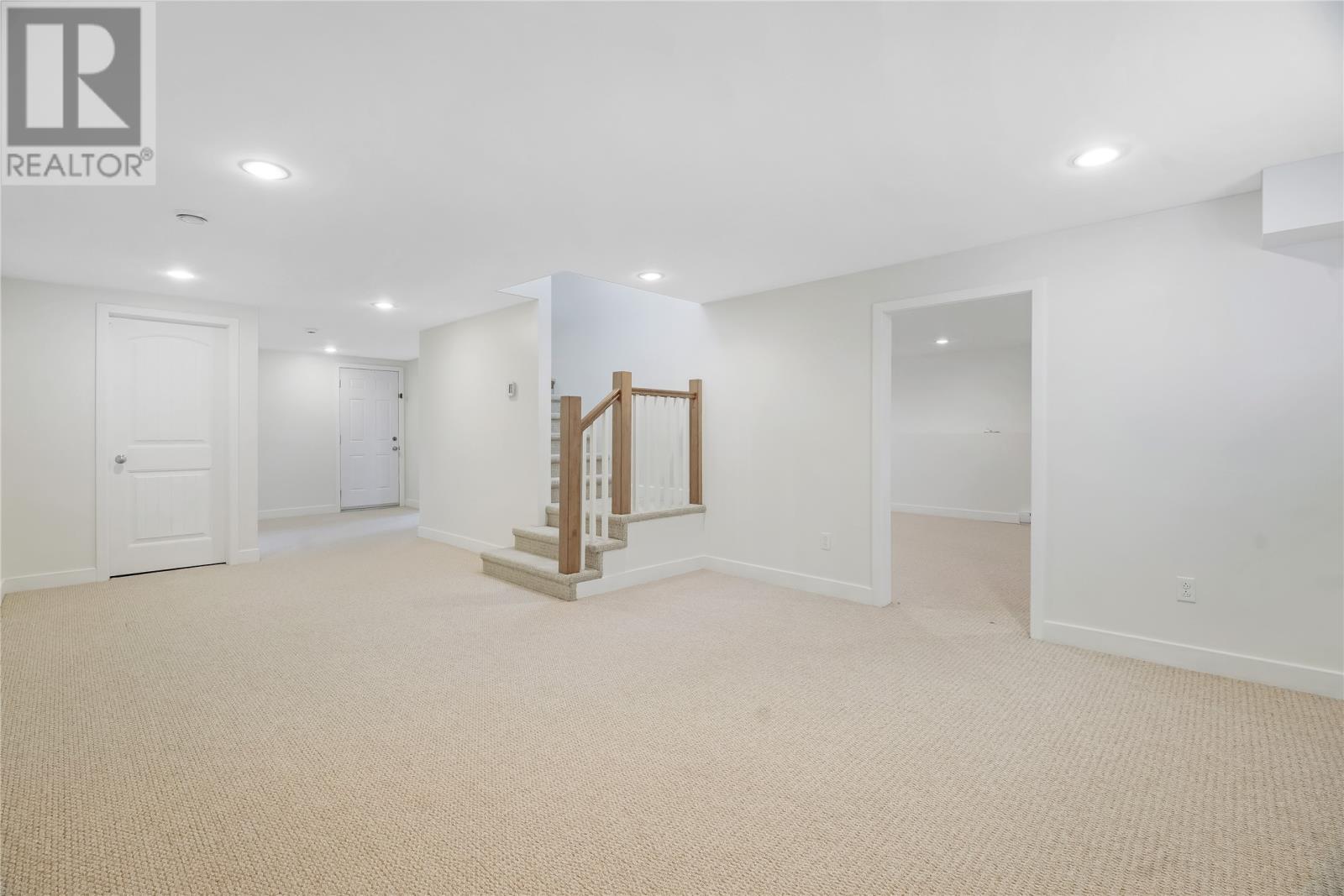 7 Sallesnik Lane Property Photo 25