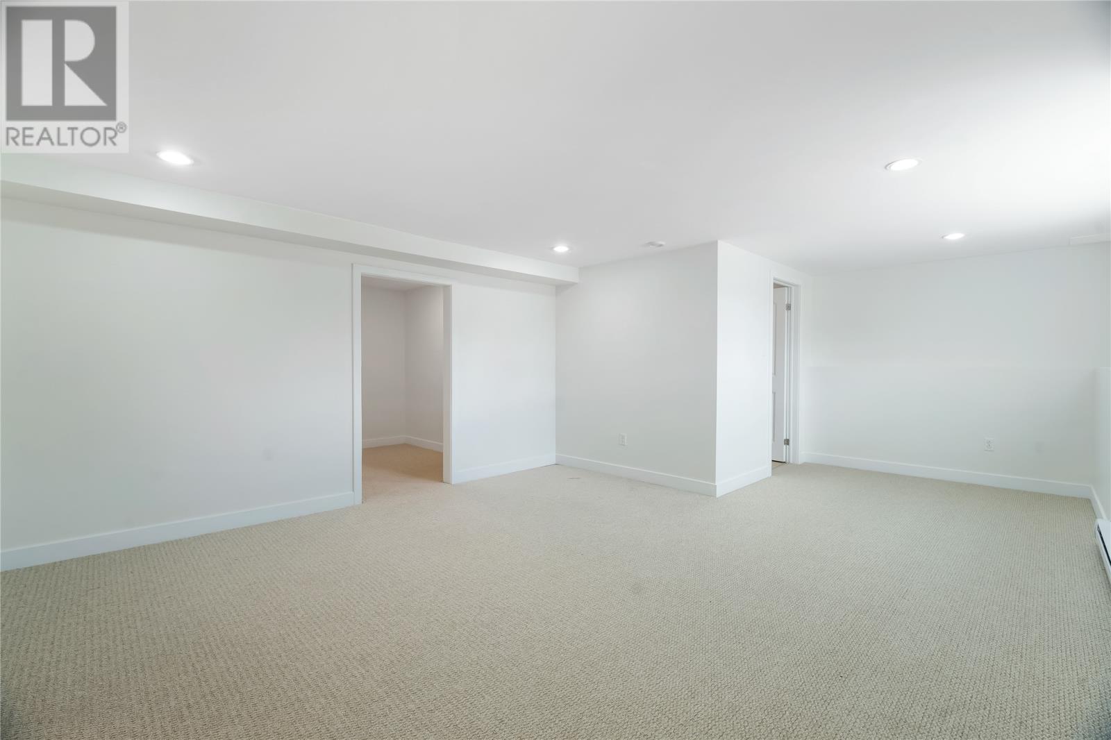 7 Sallesnik Lane Property Photo 27