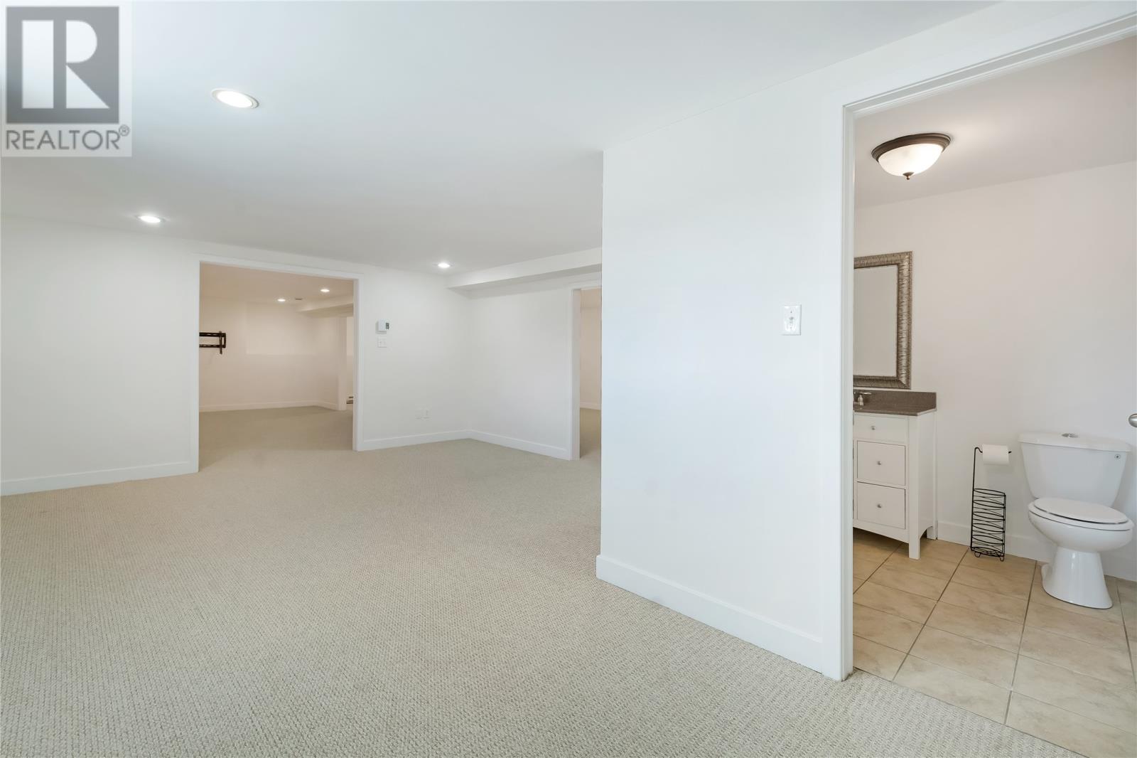 7 Sallesnik Lane Property Photo 28