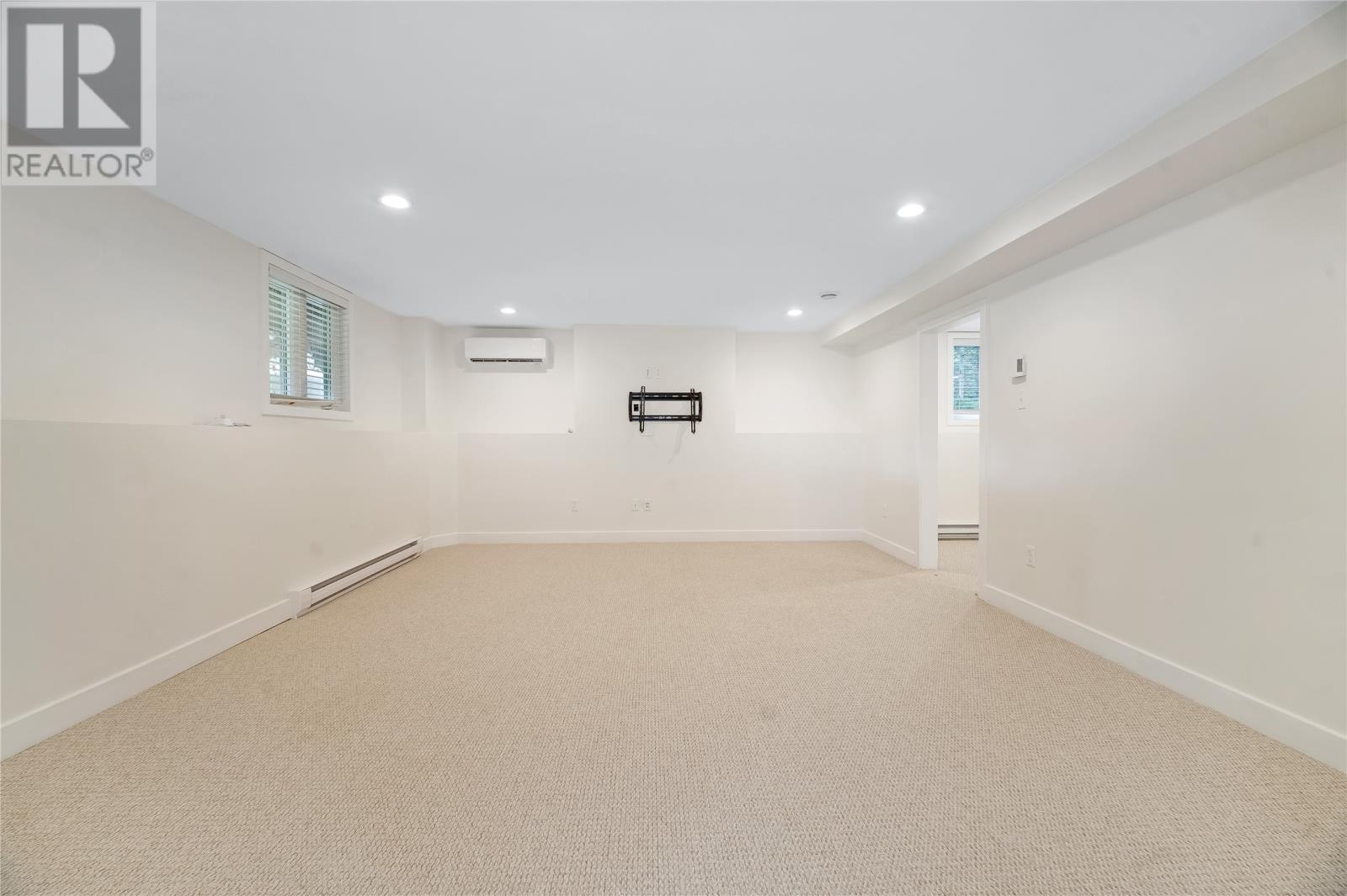 7 Sallesnik Lane Property Photo 30