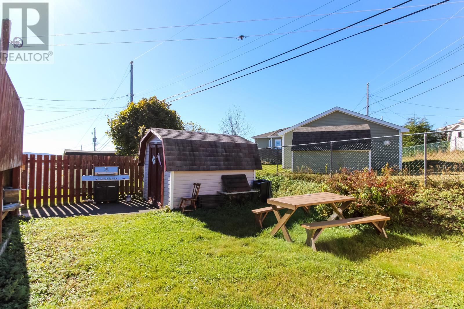 6 Greenspond Drive Property Photo 2