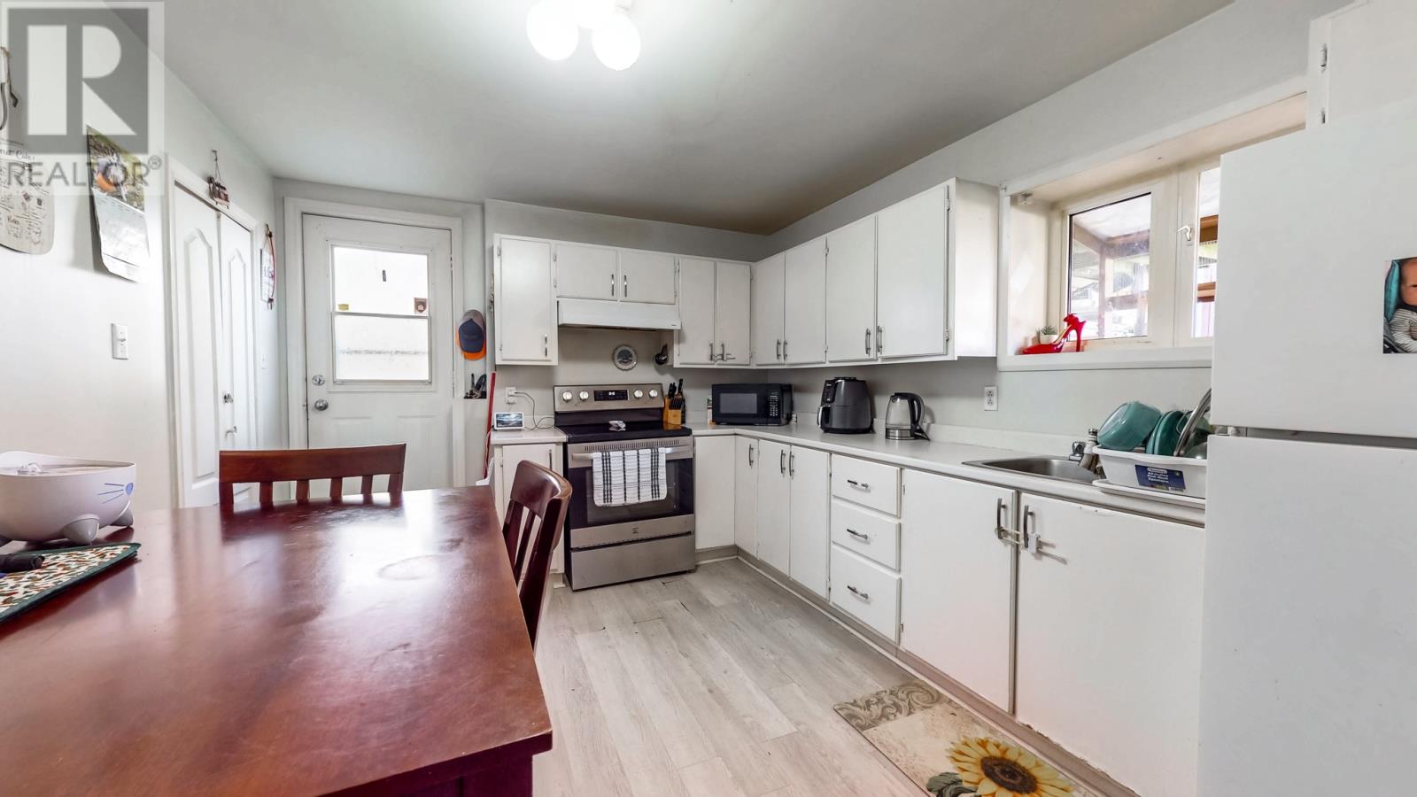 6 Greenspond Drive Property Photo 24