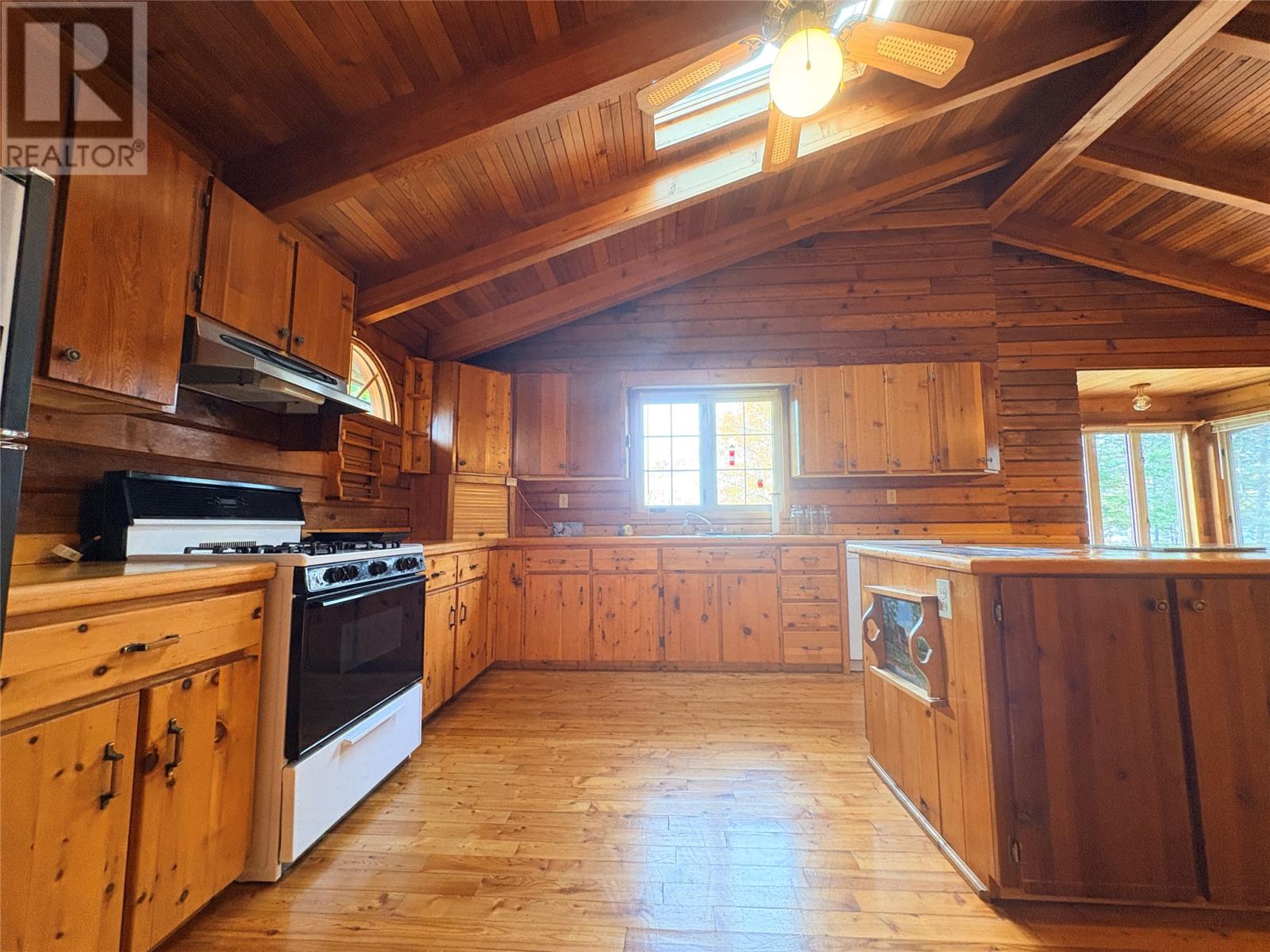 54 Sandy Point Road Property Photo 7