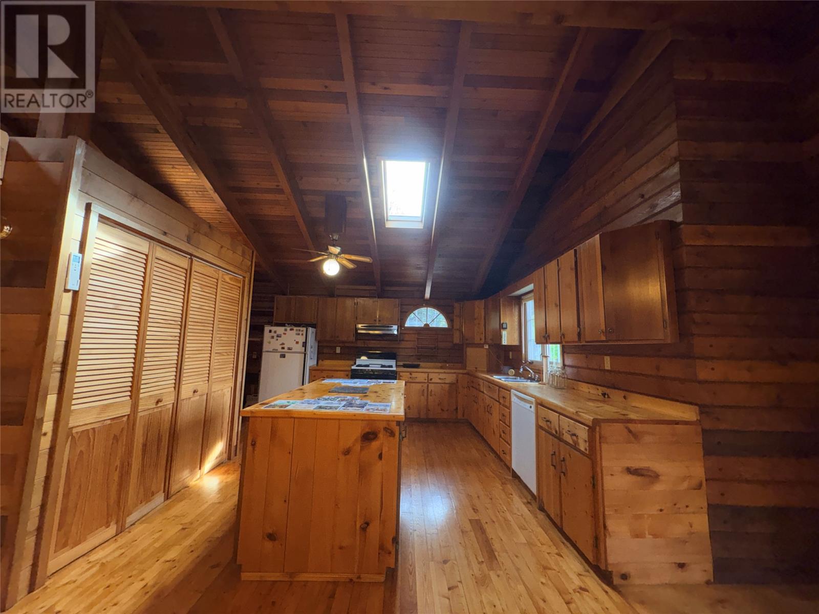 54 Sandy Point Road Property Photo 8