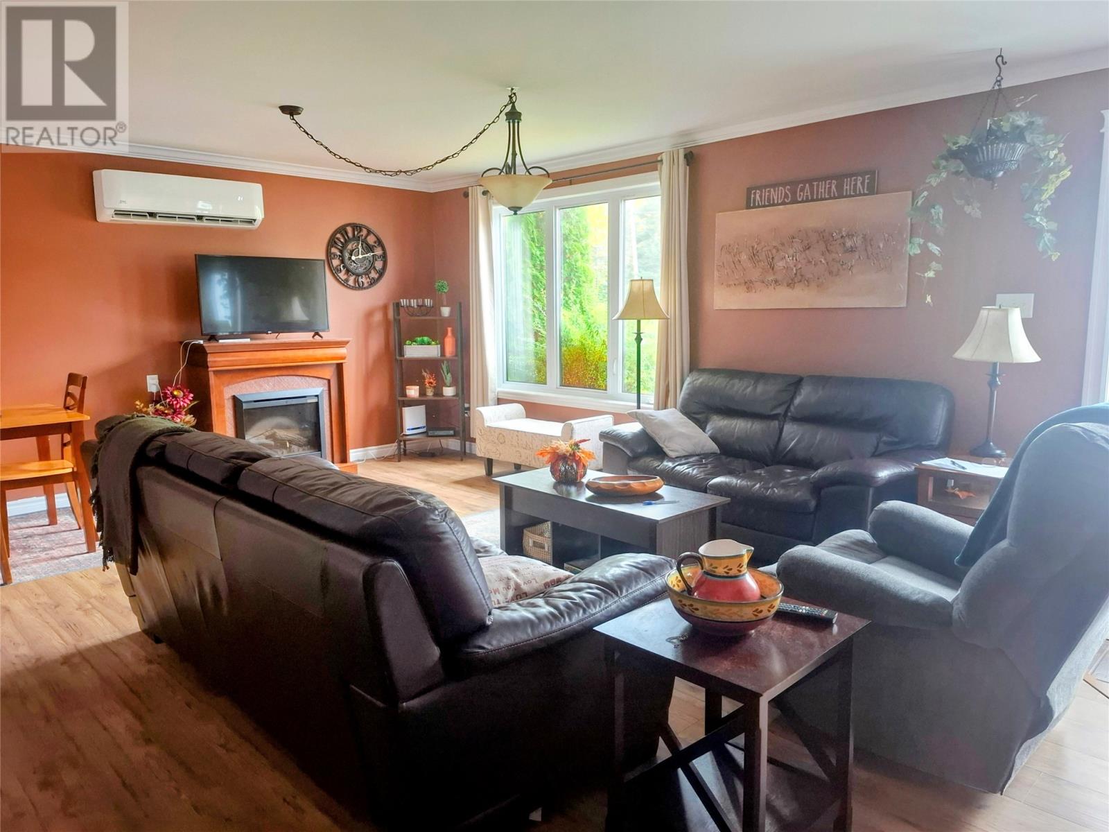 31 Forest Road Property Photo 6