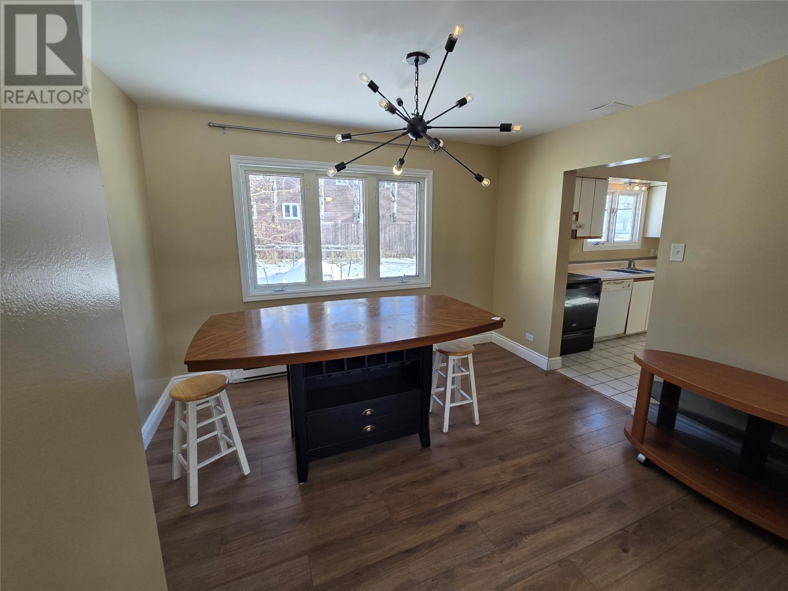 303 Carson Avenue Property Photo 13