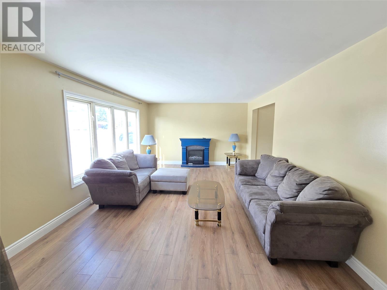 303 Carson Avenue Property Photo 15