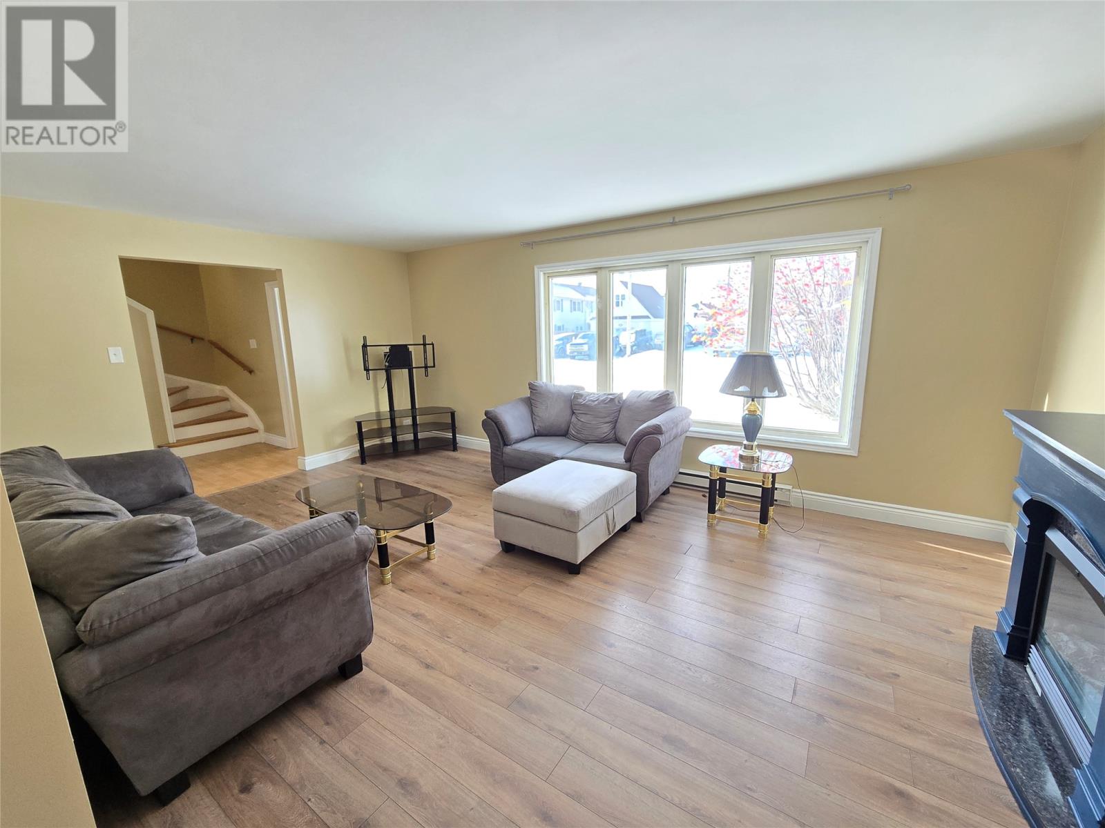 303 Carson Avenue Property Photo 18