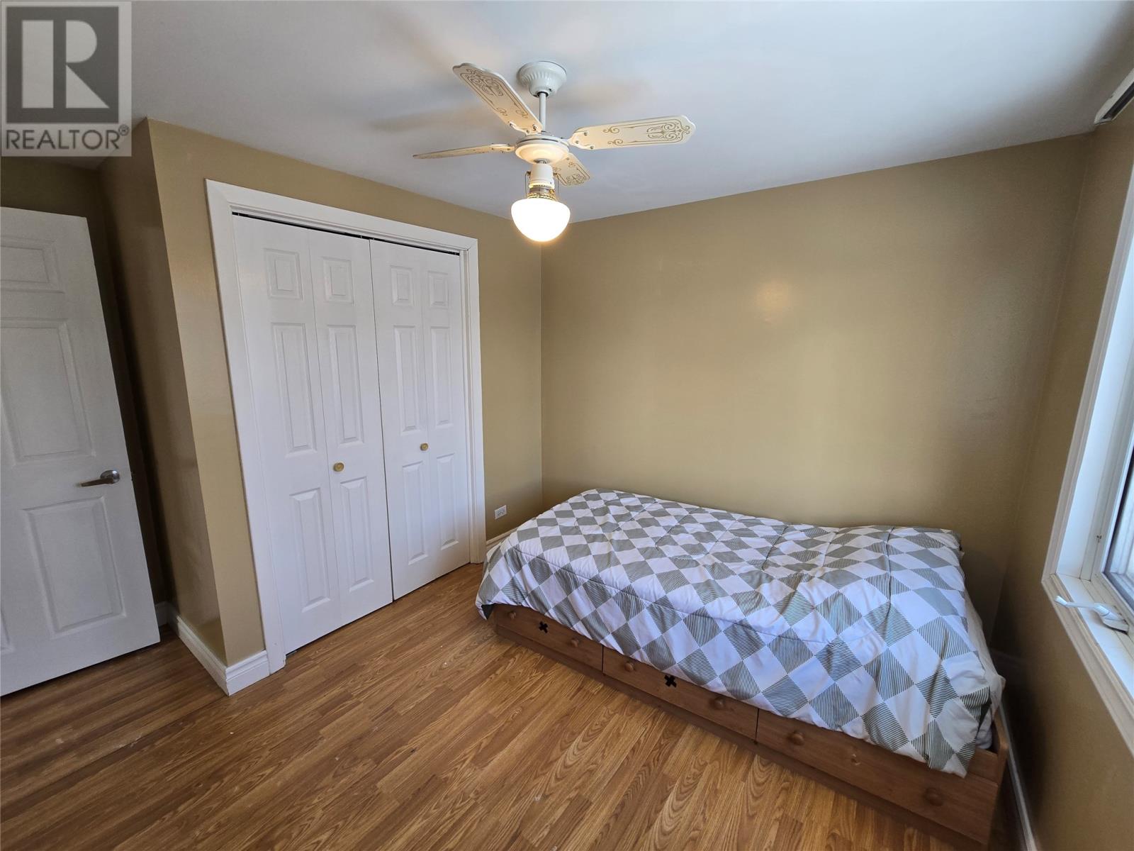 303 Carson Avenue Property Photo 26
