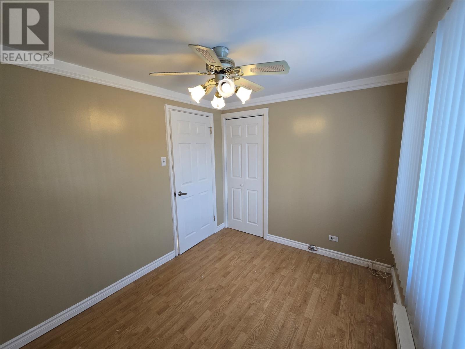 303 Carson Avenue Property Photo 31