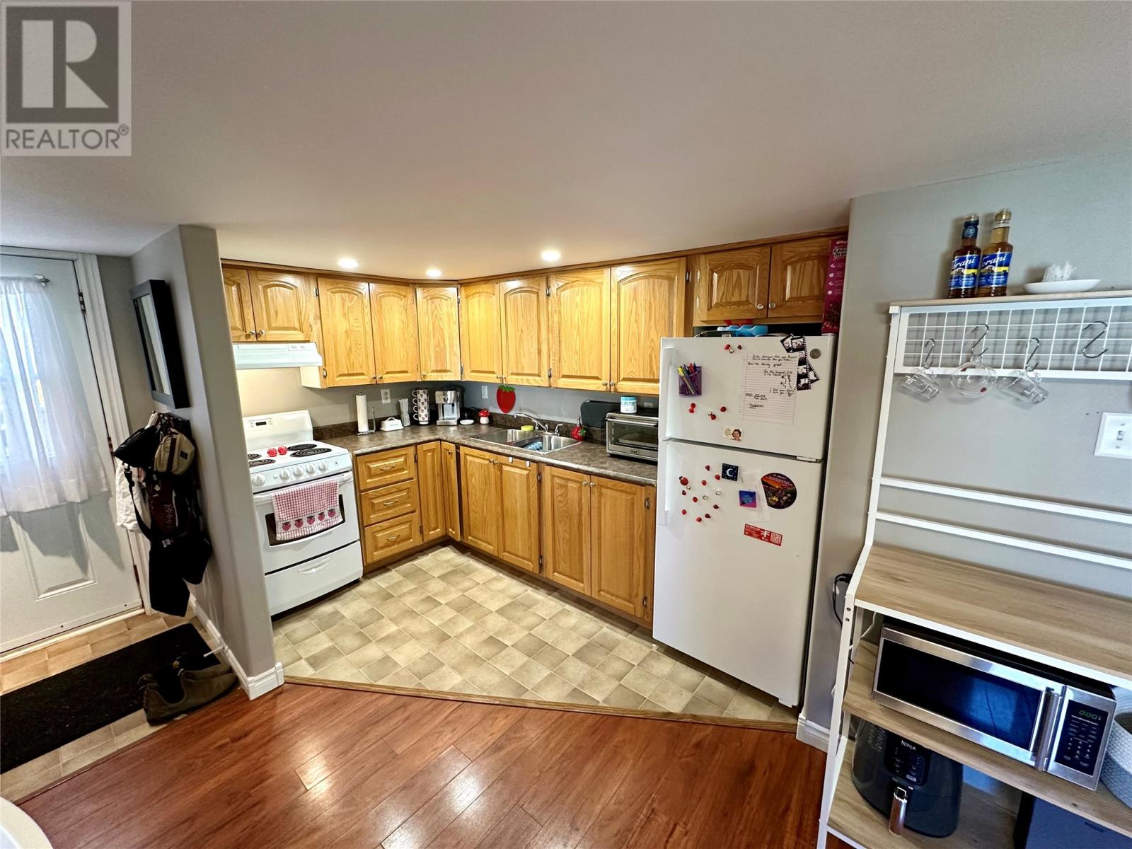 23 Circular Road Property Photo 9