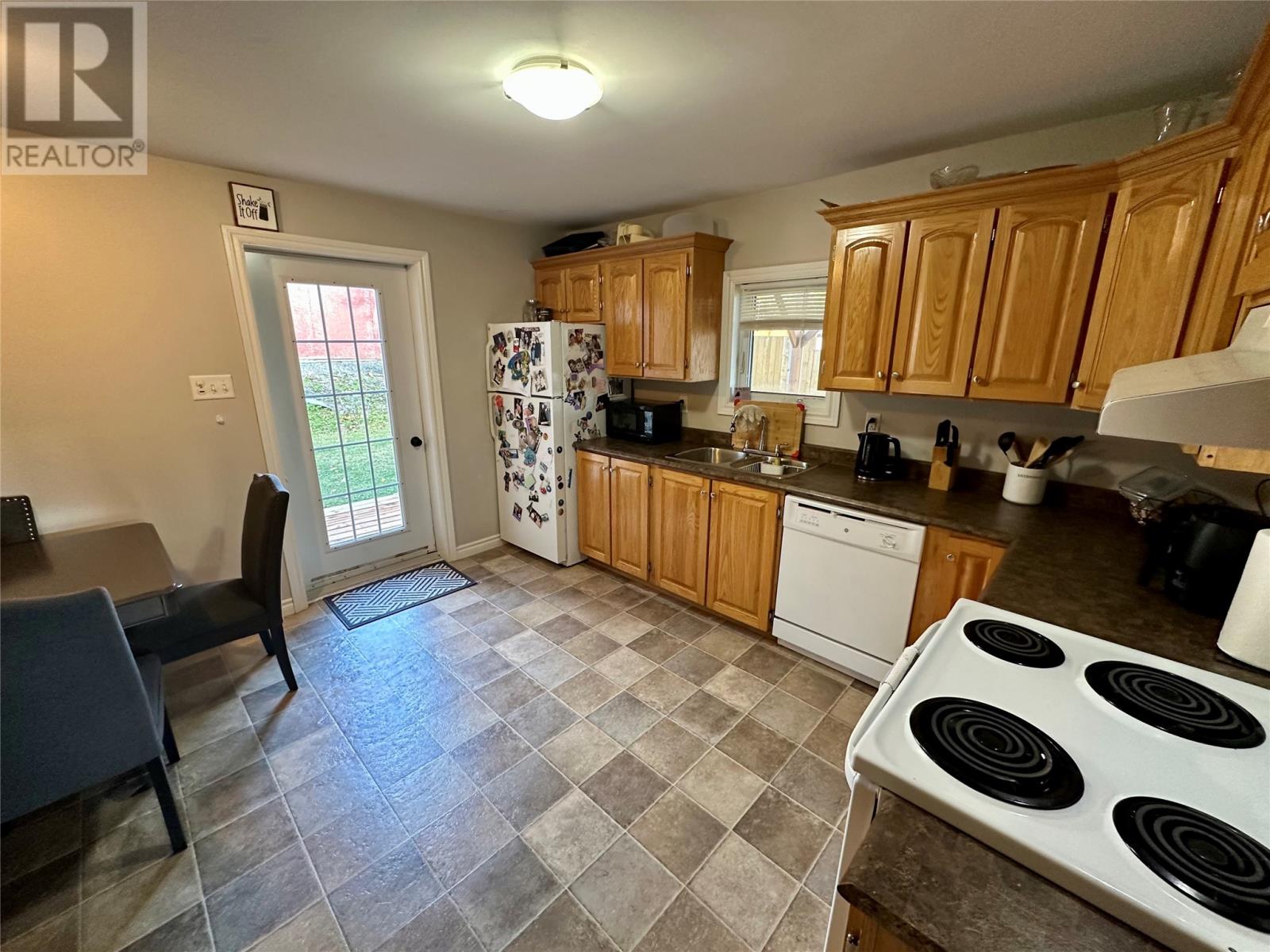 23 Circular Road Property Photo 21