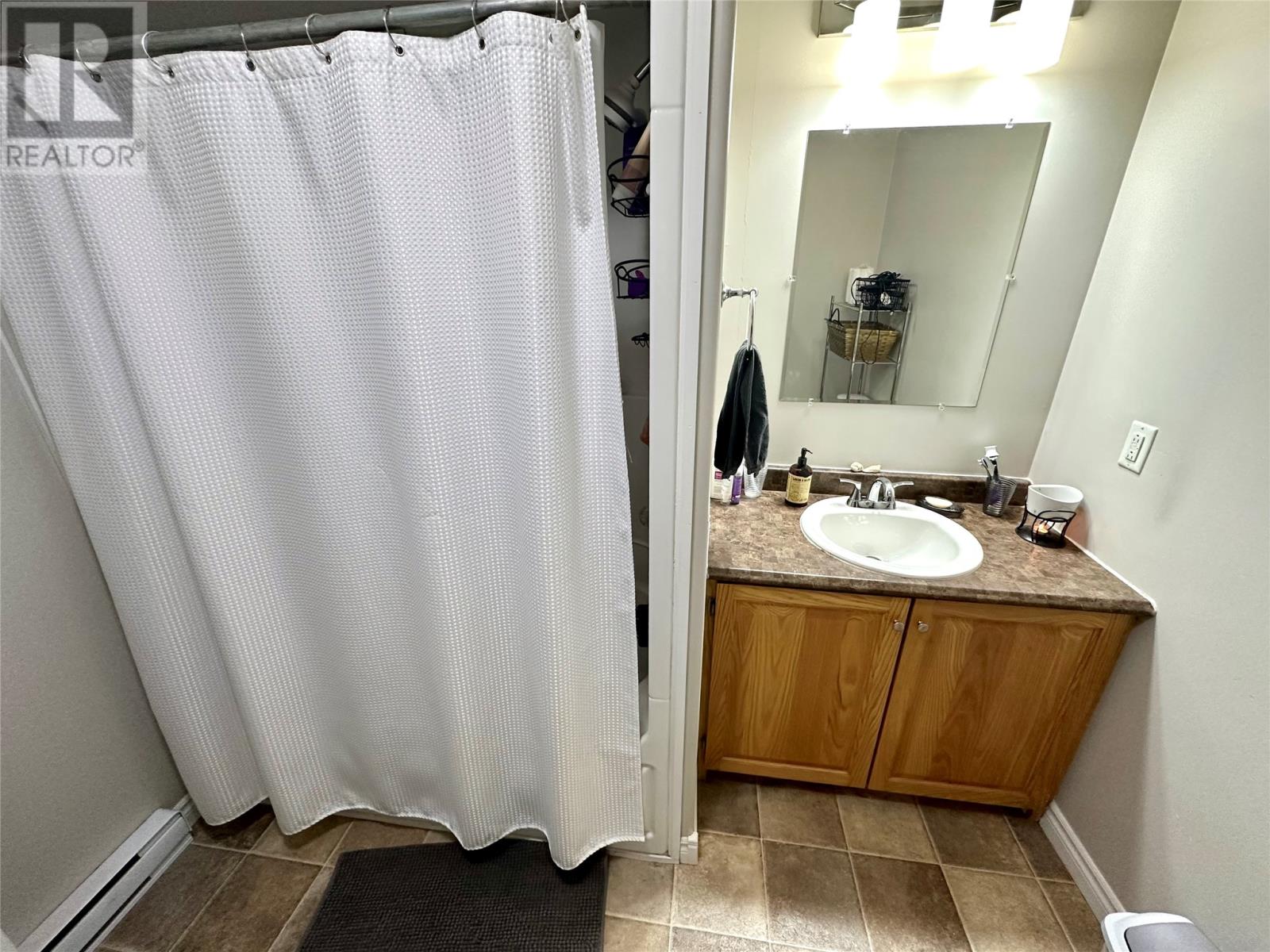 23 Circular Road Property Photo 28
