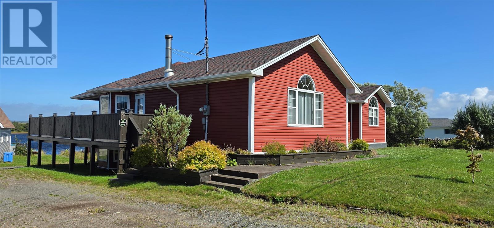 3 Waterline Road Property Photo 4