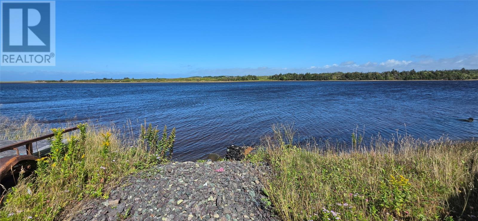 3 Waterline Road Property Photo 6