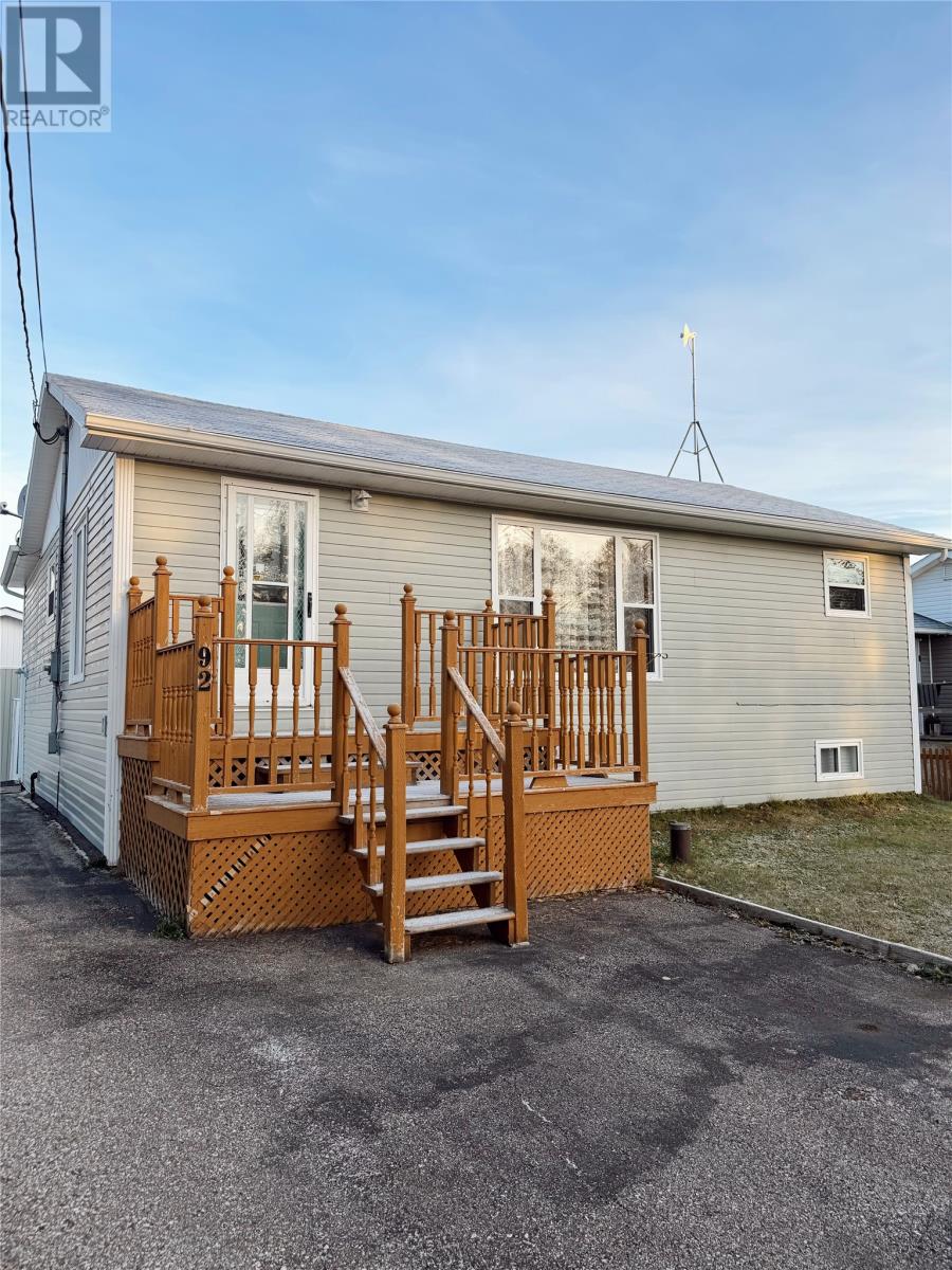 92 Juniper Avenue Property Photo 1