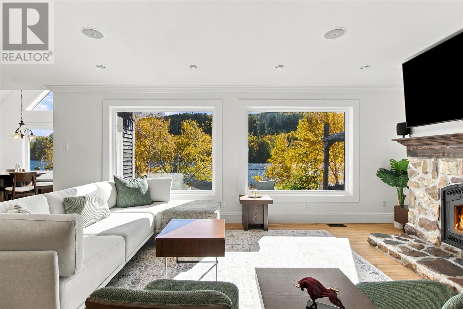 41 Harbour Drive Property Photo 11
