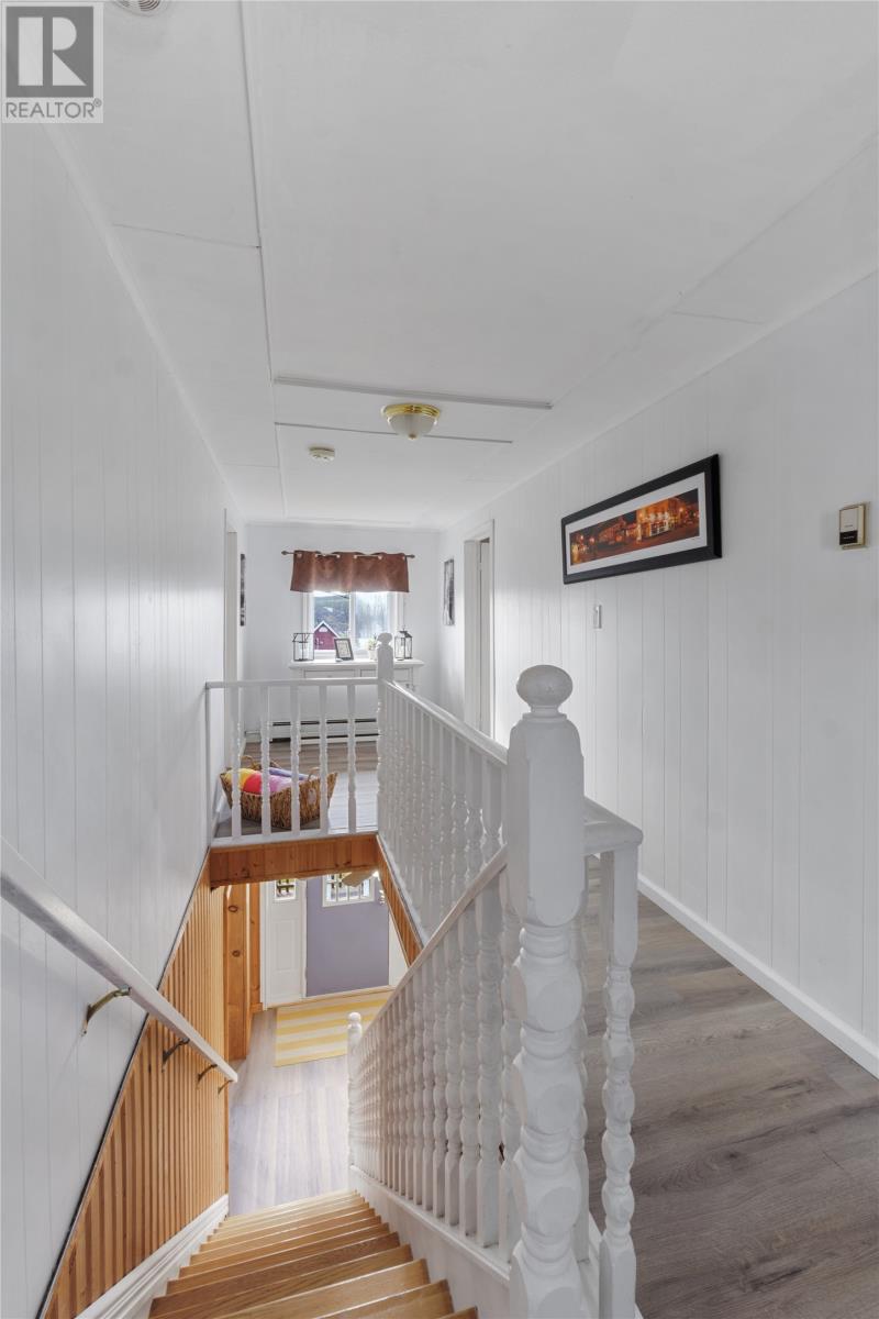 5 Quarters Lane Property Photo 16
