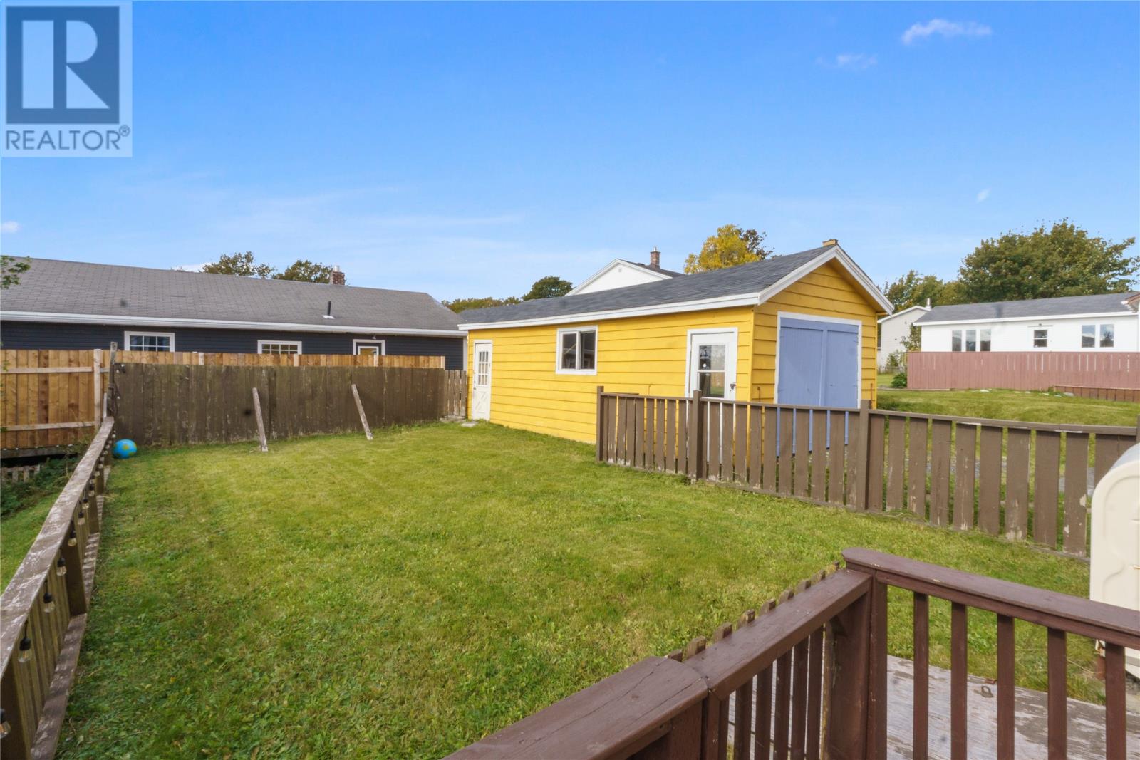 5 Quarters Lane Property Photo 25