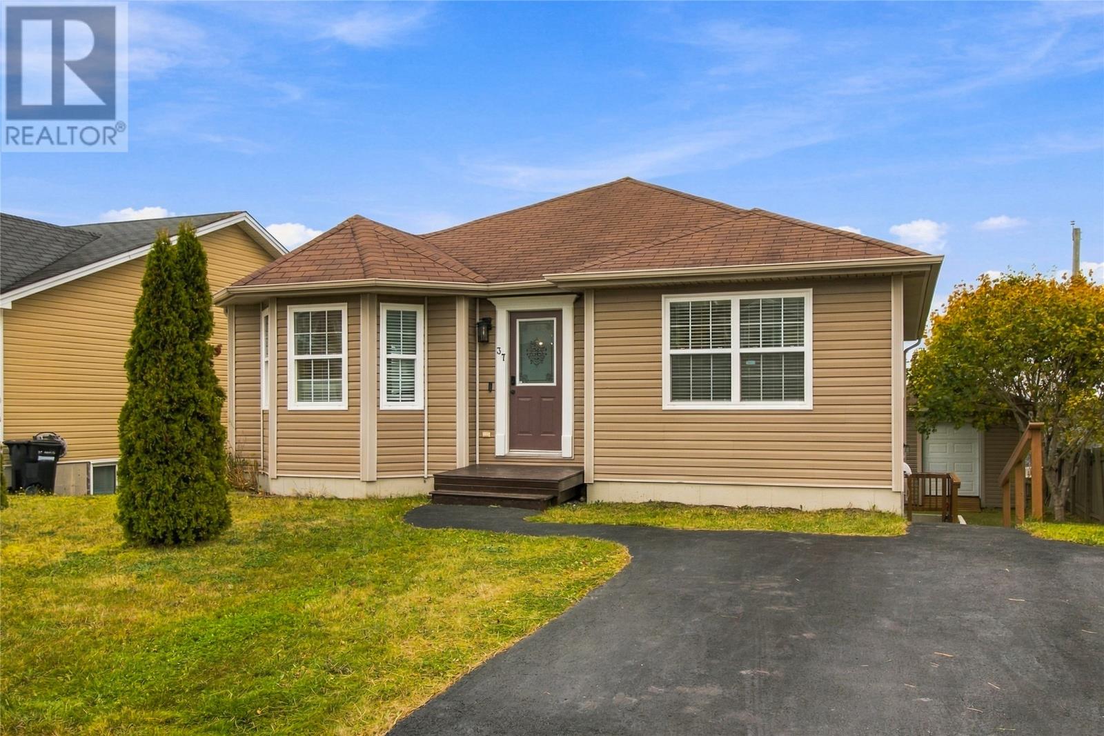 37 Kincaid Street Property Photo 1